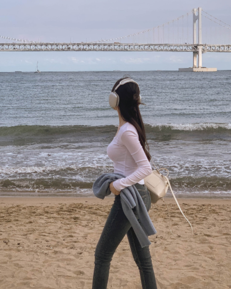 UネックラウンドヘムクロップドTシャツ | 詳細画像8