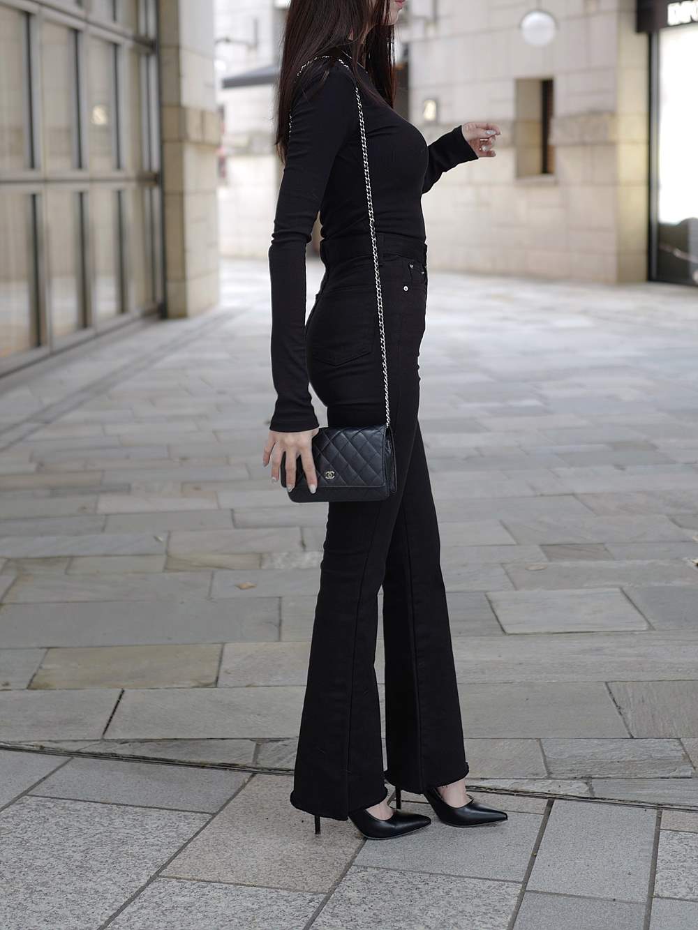 ブラックフレアパンツ | レディースファッション通販 - DHOLIC