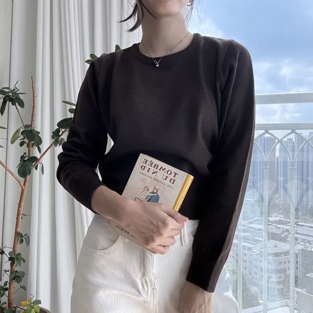 ラウンドネッククロップド長袖ニット | 詳細画像1