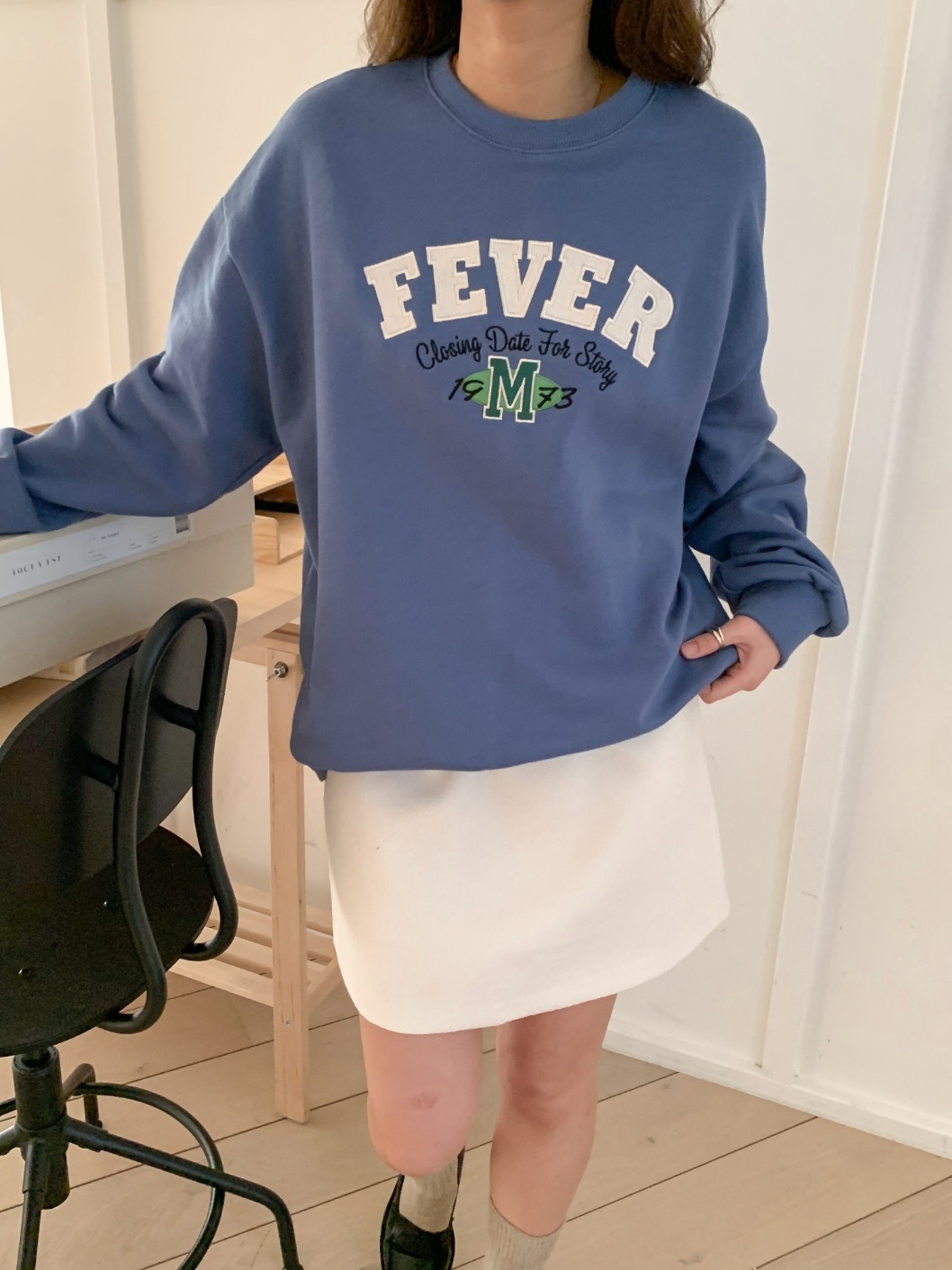 FEVER刺繍ロゴルーズスウェット | レディースファッション通販 - DHOLIC