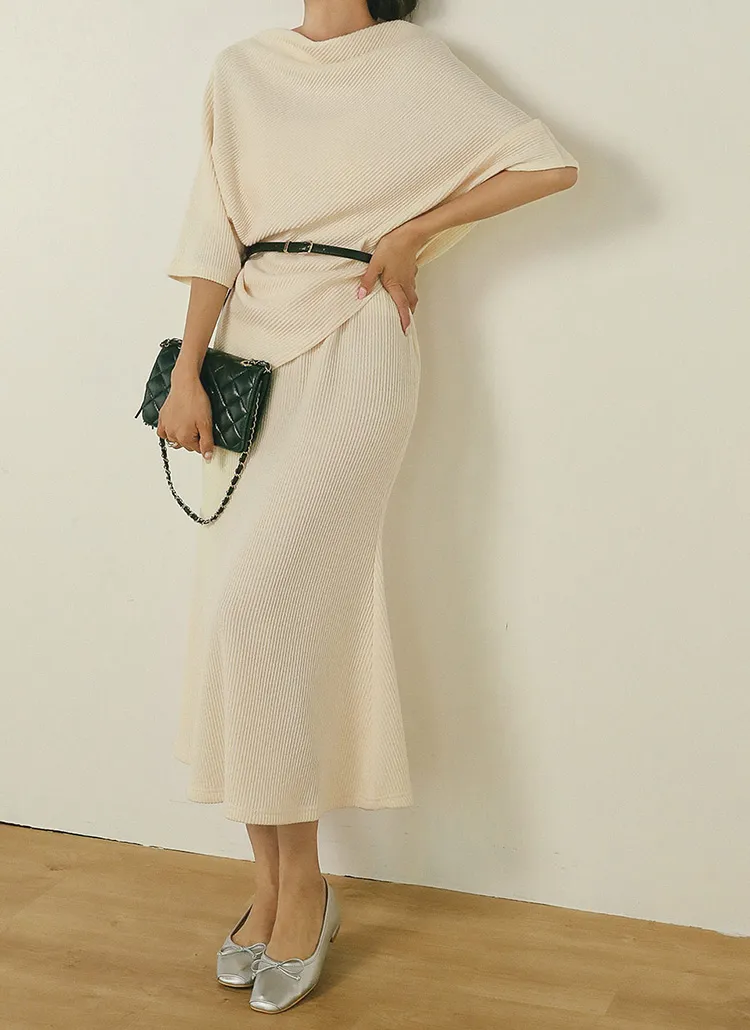 ベルト付ケープTシャツ&マーメイドスカートSET | 詳細画像1