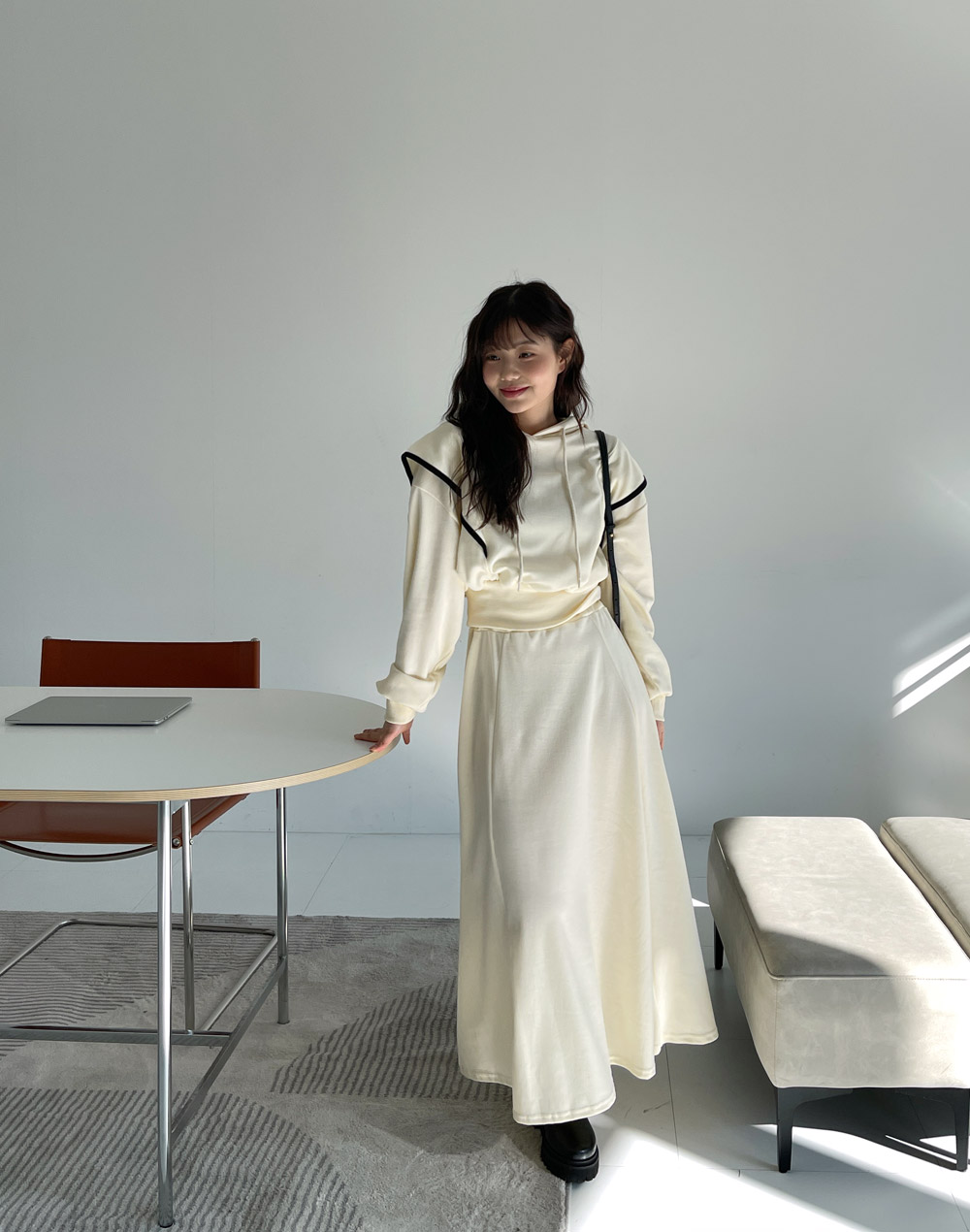 配色ショルダーフリルパーカー&AラインスカートSET | 詳細画像2