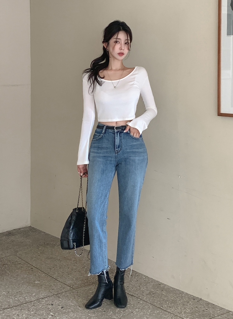 ステッチポケットカットオフストレートデニムパンツ