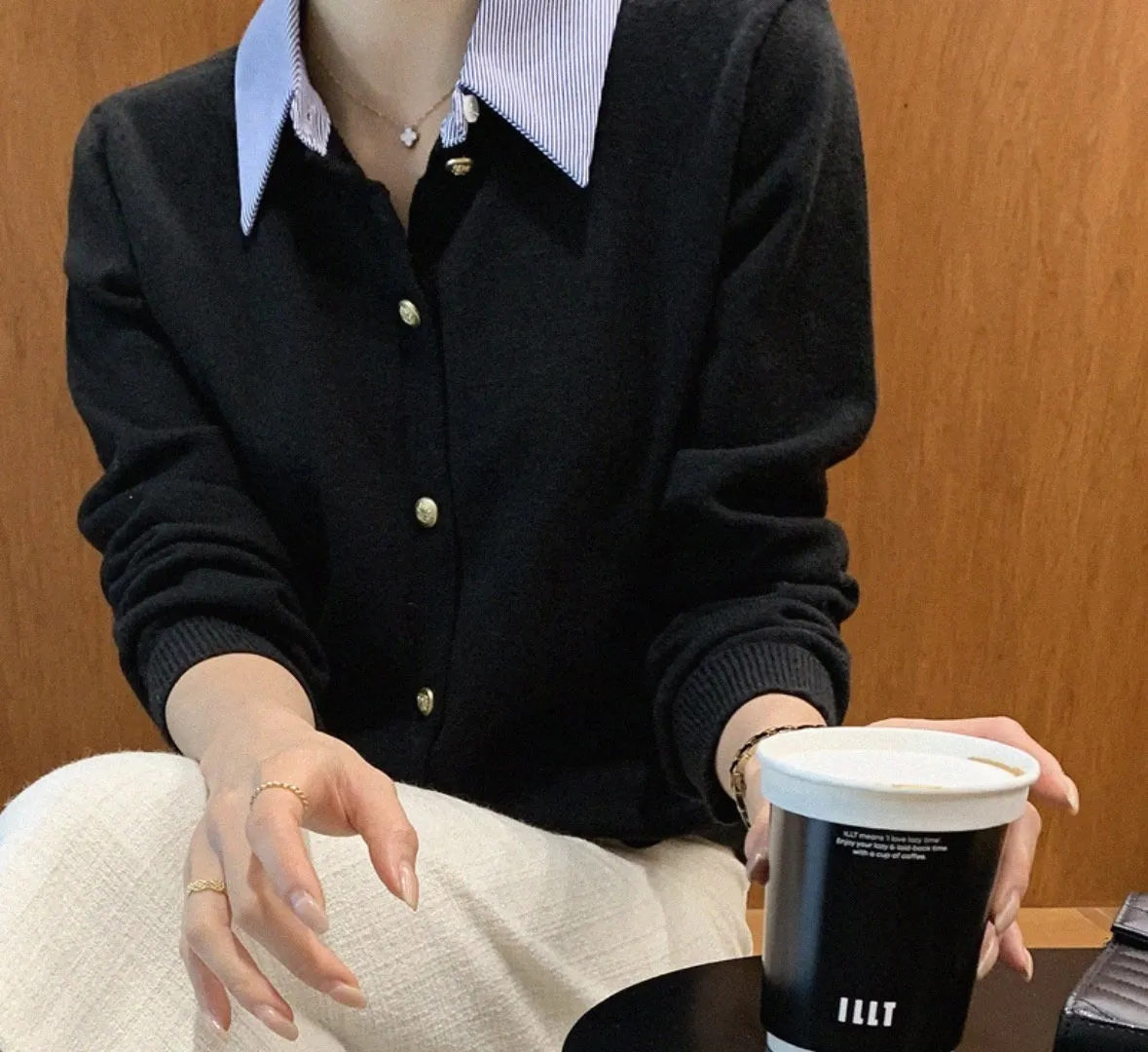 ストライプシャツレイヤード風ゴールドボタンカーディガン | 詳細画像1