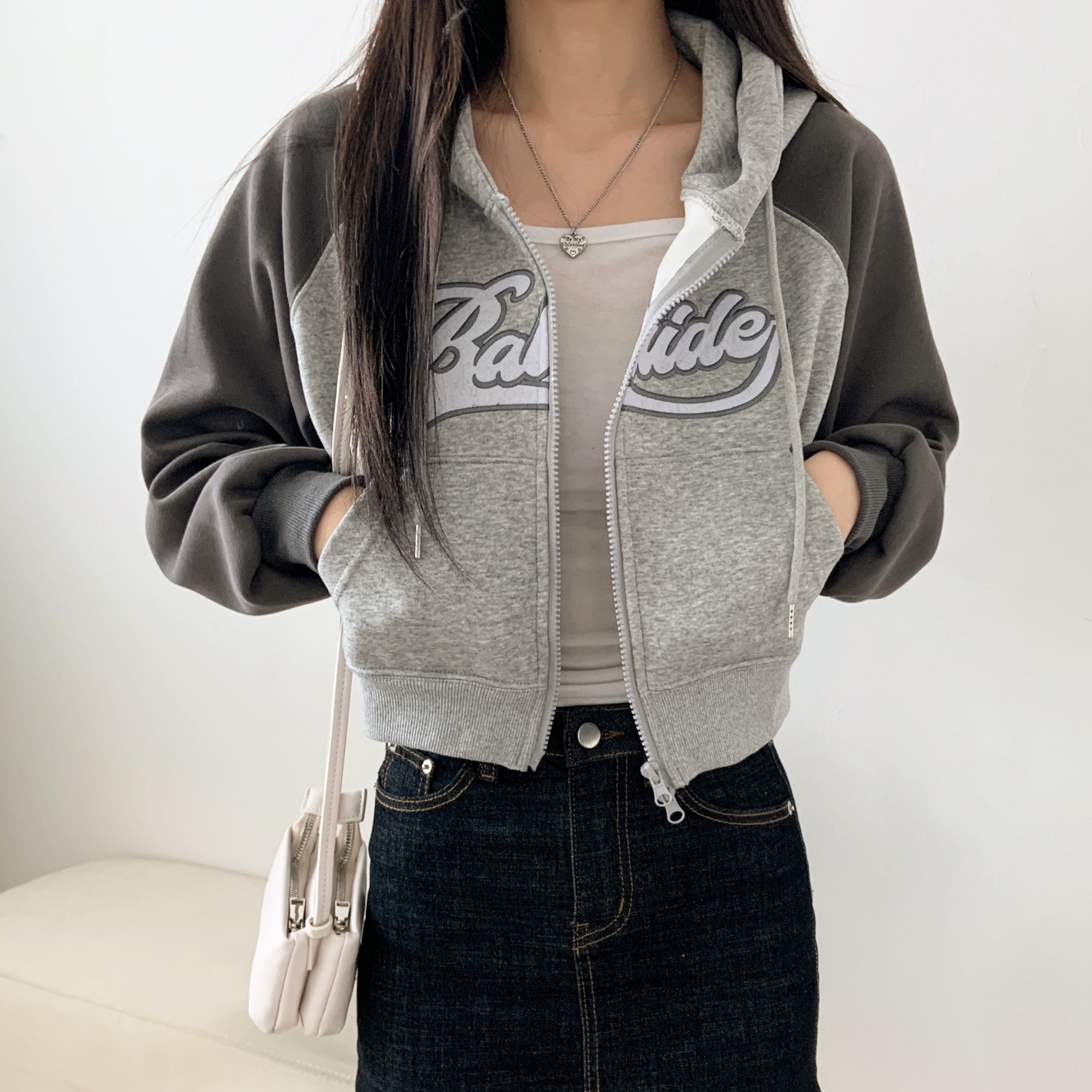 ロゴ配色クロップドダブルジップパーカー | レディースファッション