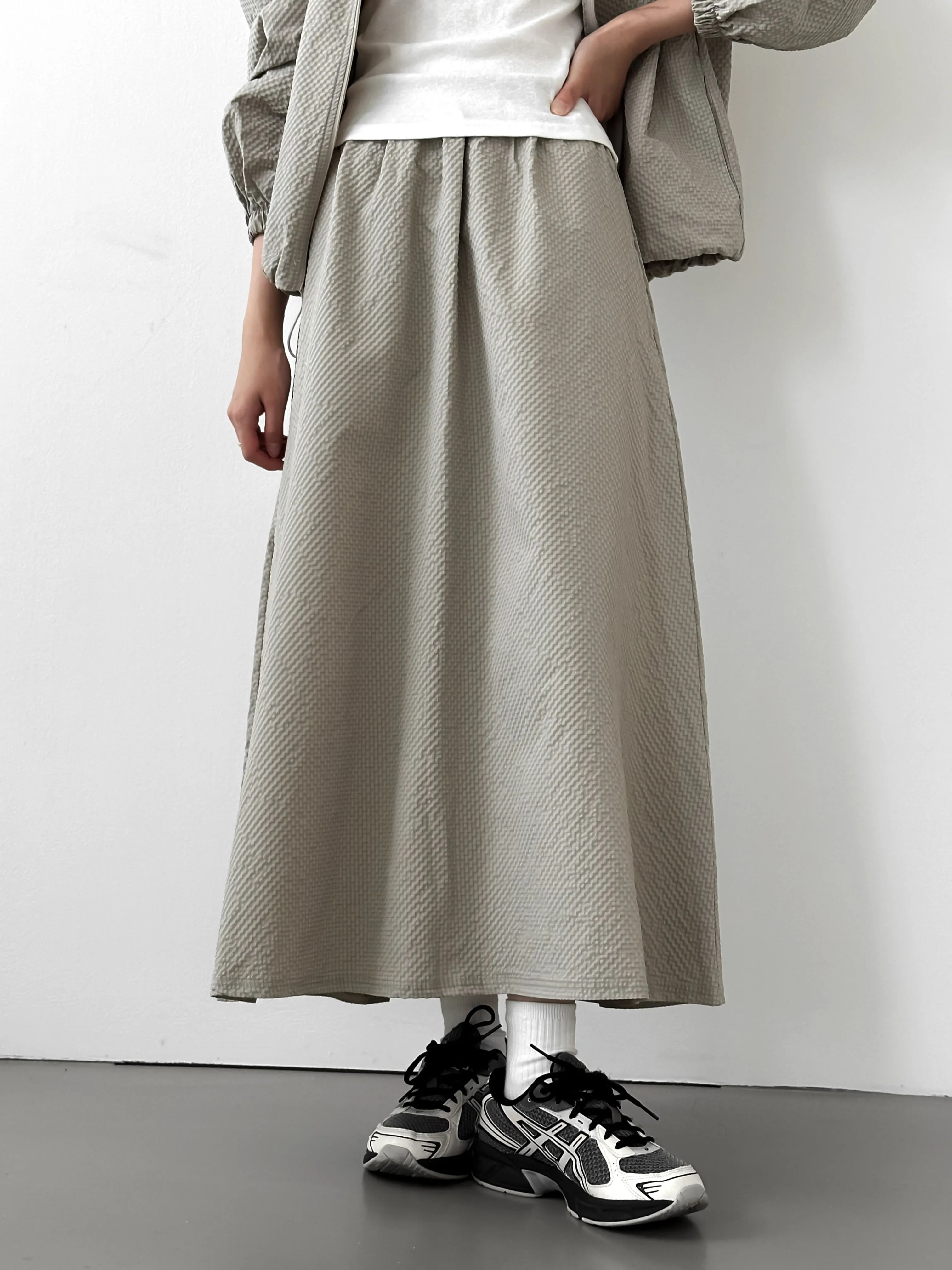 エンボスイージーフレアスカート | 詳細画像1