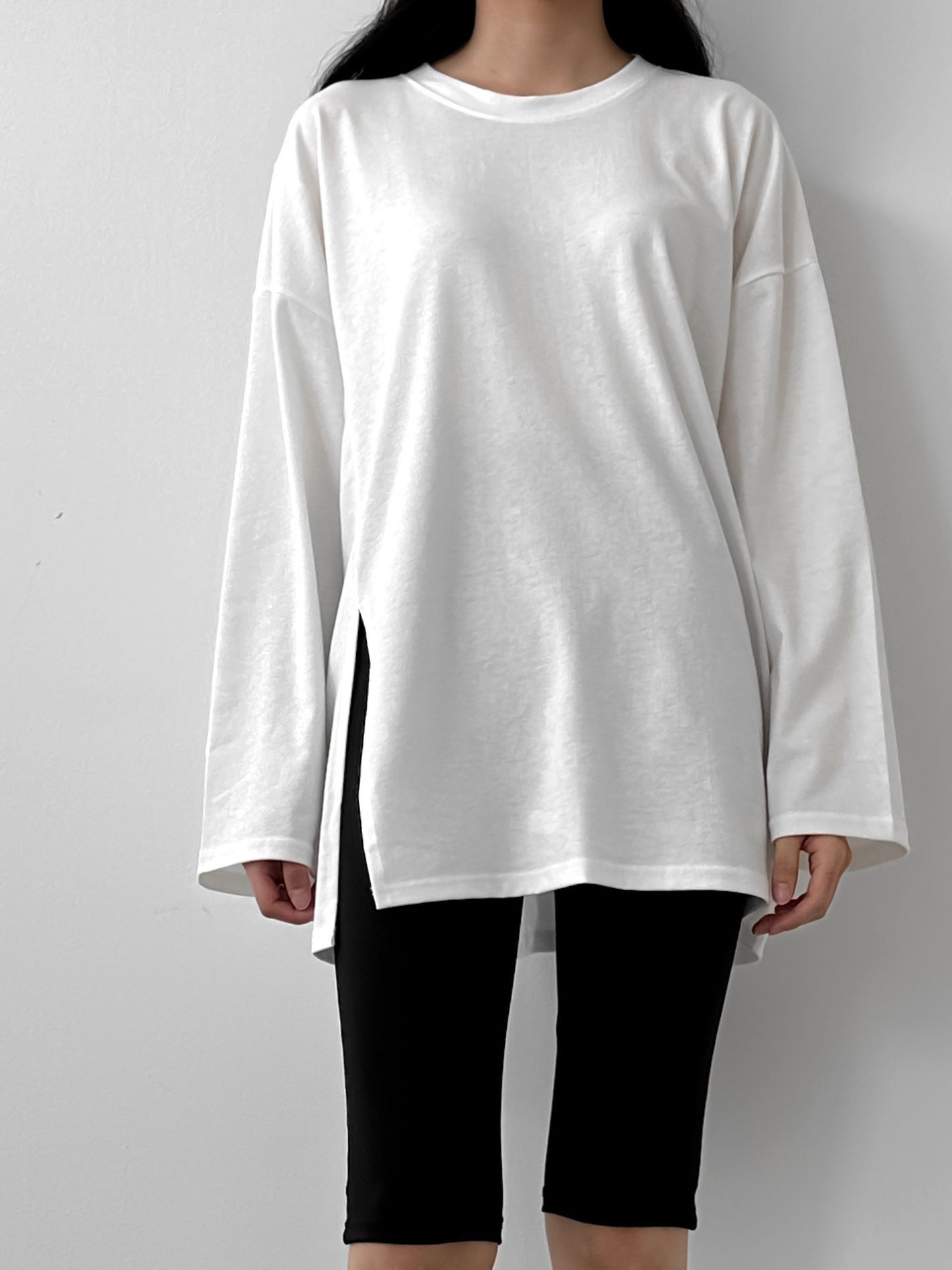 サイドスリットラウンドネックボクシーTシャツ | 詳細画像15