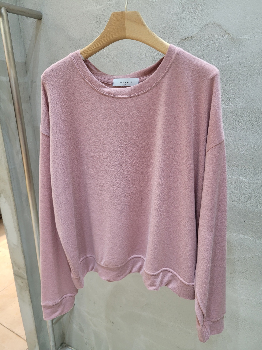 ラウンドネッククロップドルーズTシャツ | 詳細画像13