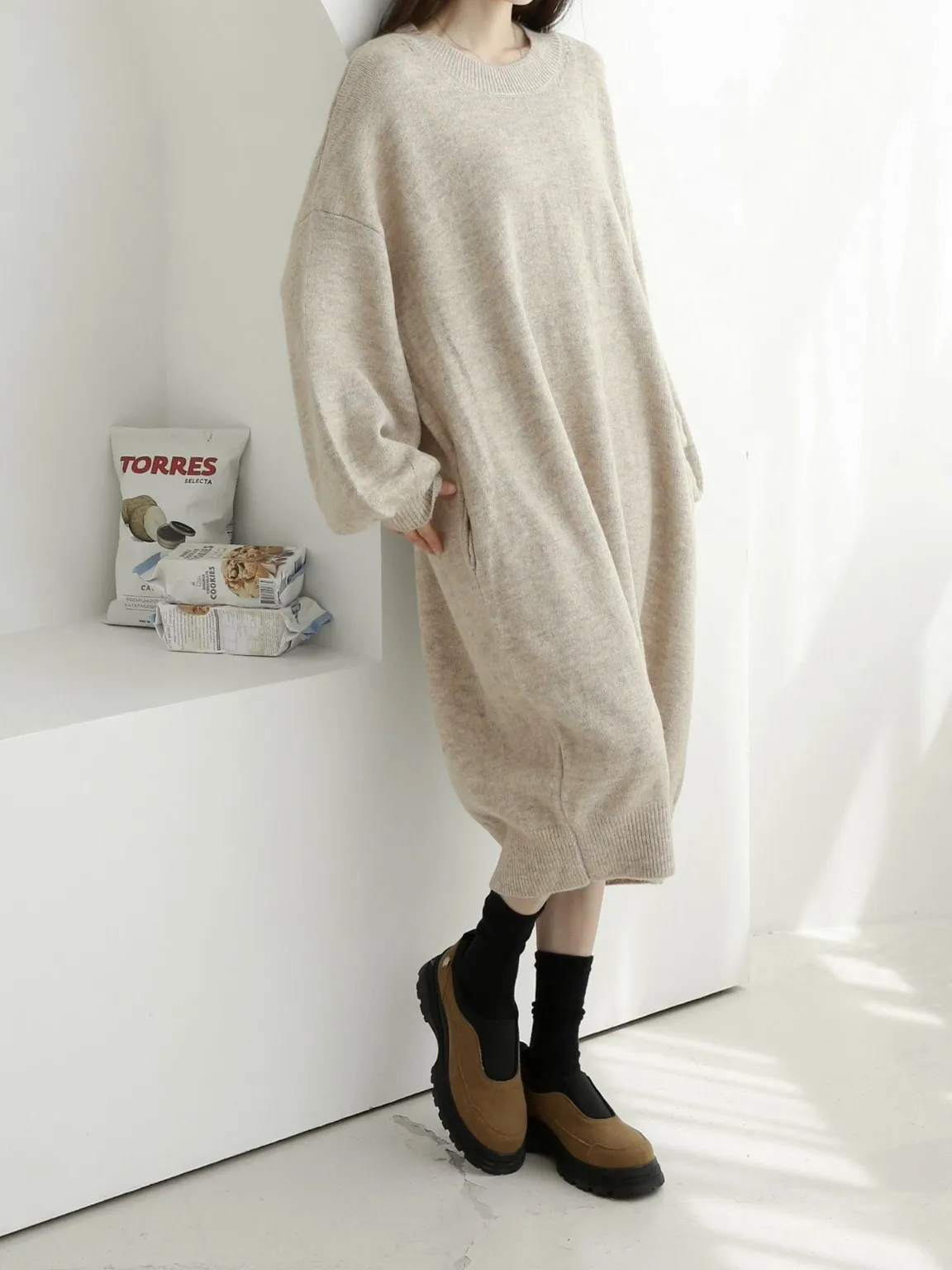 ウール混ラウンドルーズニットワンピース | 詳細画像1