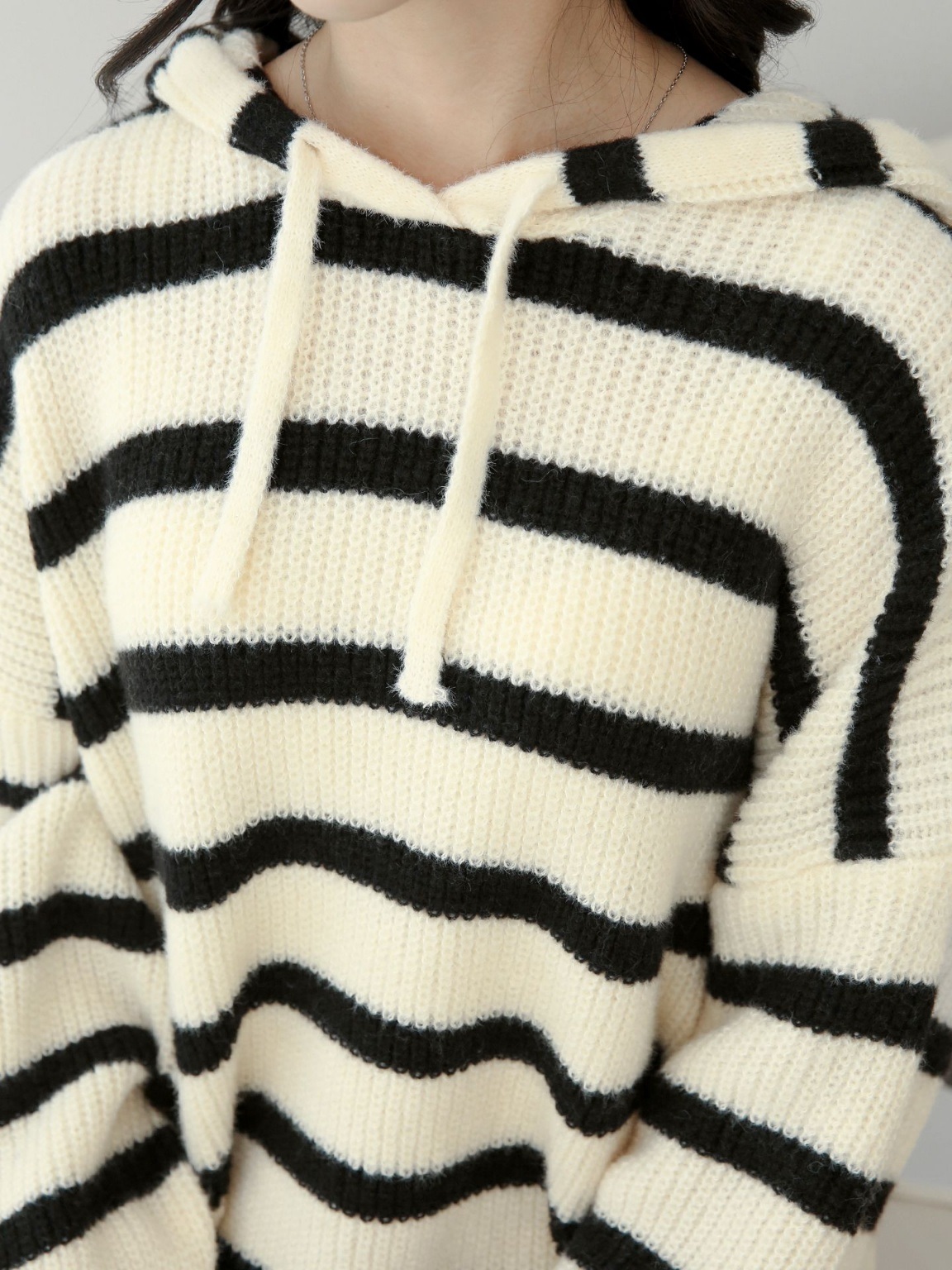 ドロストフードスリットボーダーニットミニワンピース | 詳細画像9