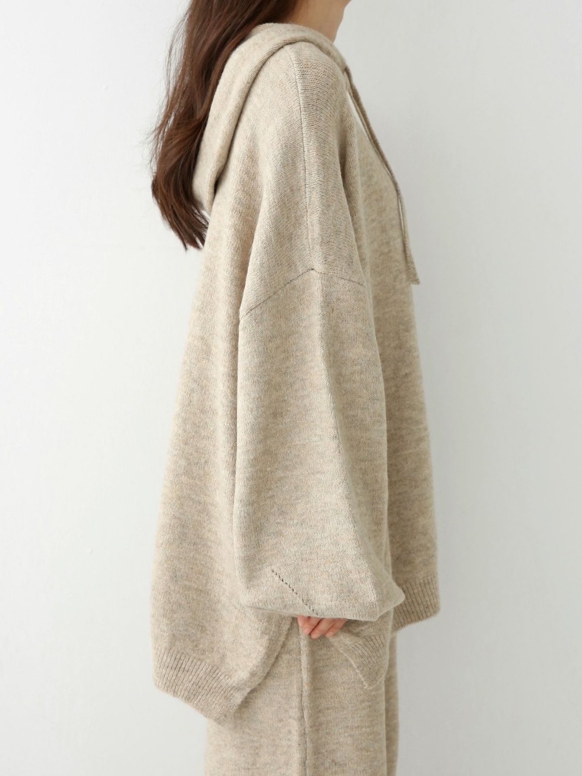 ウール混パンチングアンバランスルーズフードニット | 詳細画像7