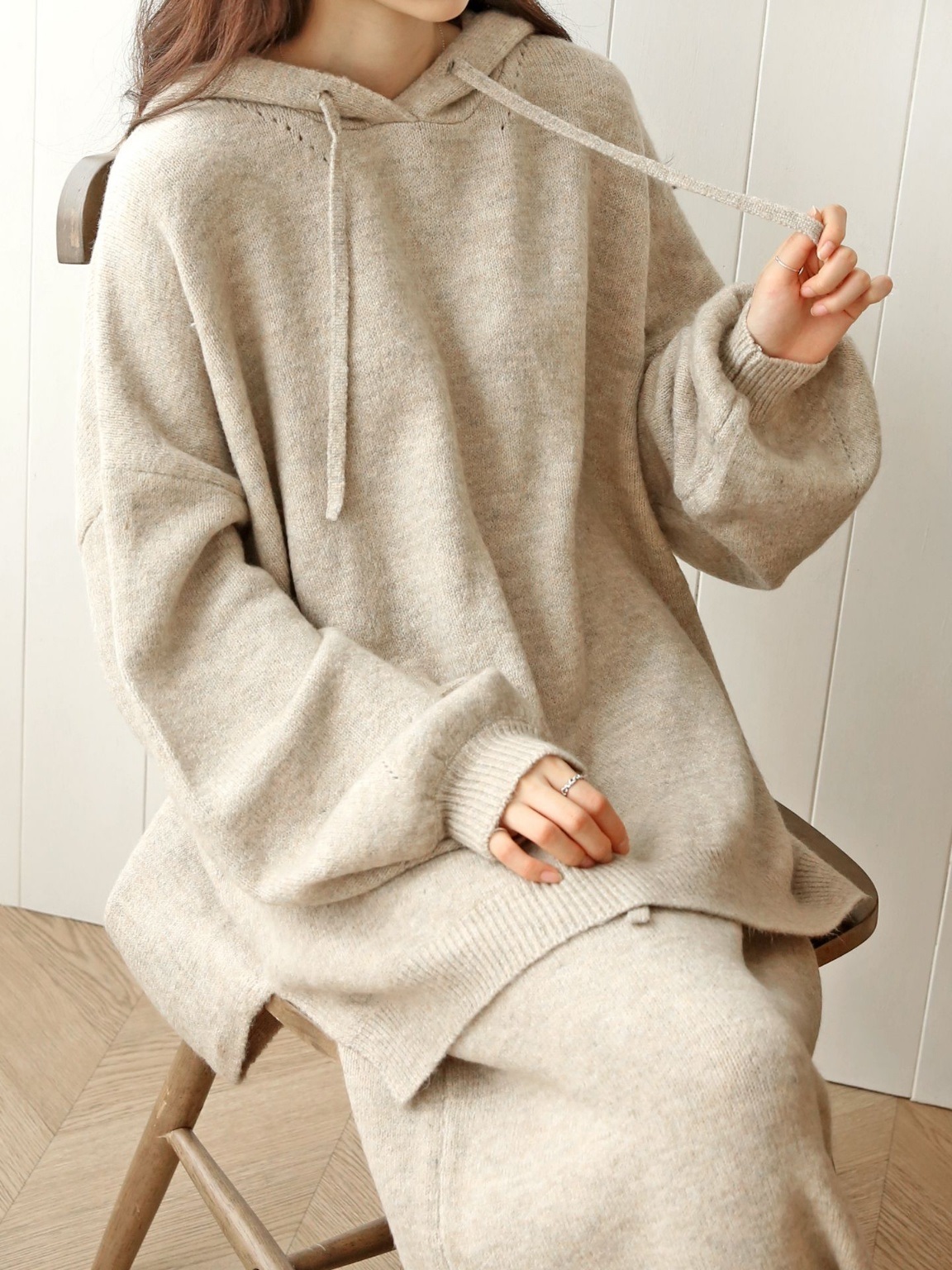 ウール混パンチングアンバランスルーズフードニット | 詳細画像10