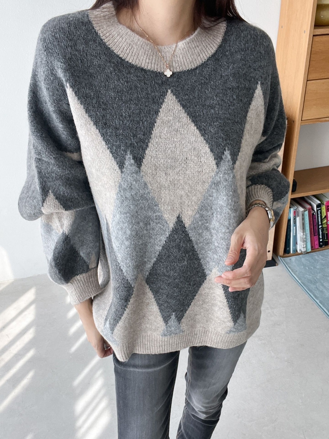 ウール混アーガイルアンバランスニット | 詳細画像16