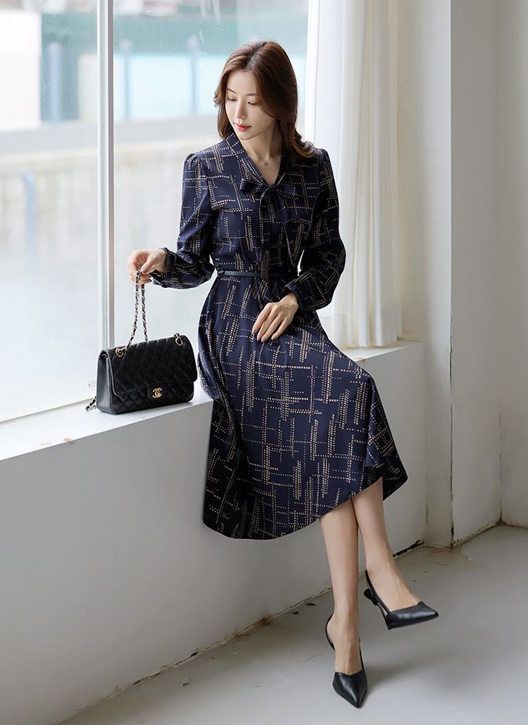 ♡フォクシーパレットワンピース♡ 38 ネイビー　美品 ベルト付スケッチパターンボウタイフレアワンピース | レディース