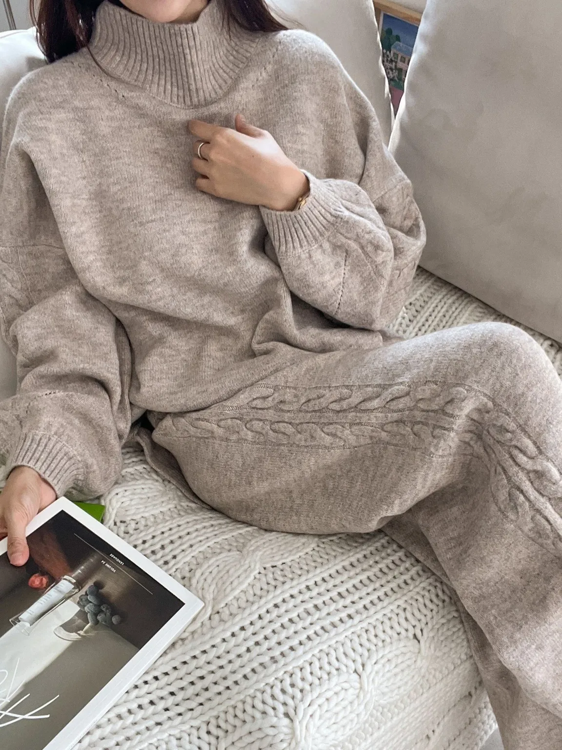 ウール混ハイネックケーブルラインニット&ドロストパンツSET | 詳細画像1