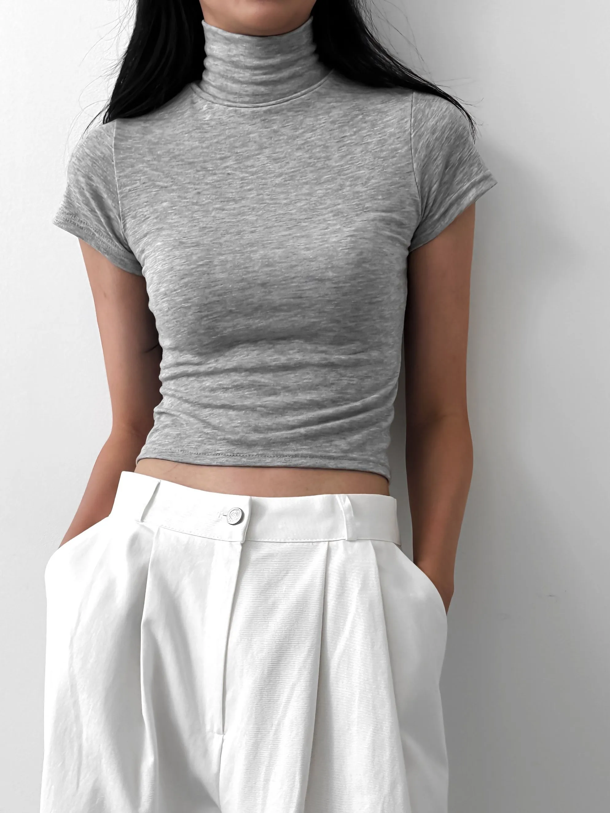 クロップドハイネックスリム半袖Tシャツ | 詳細画像1