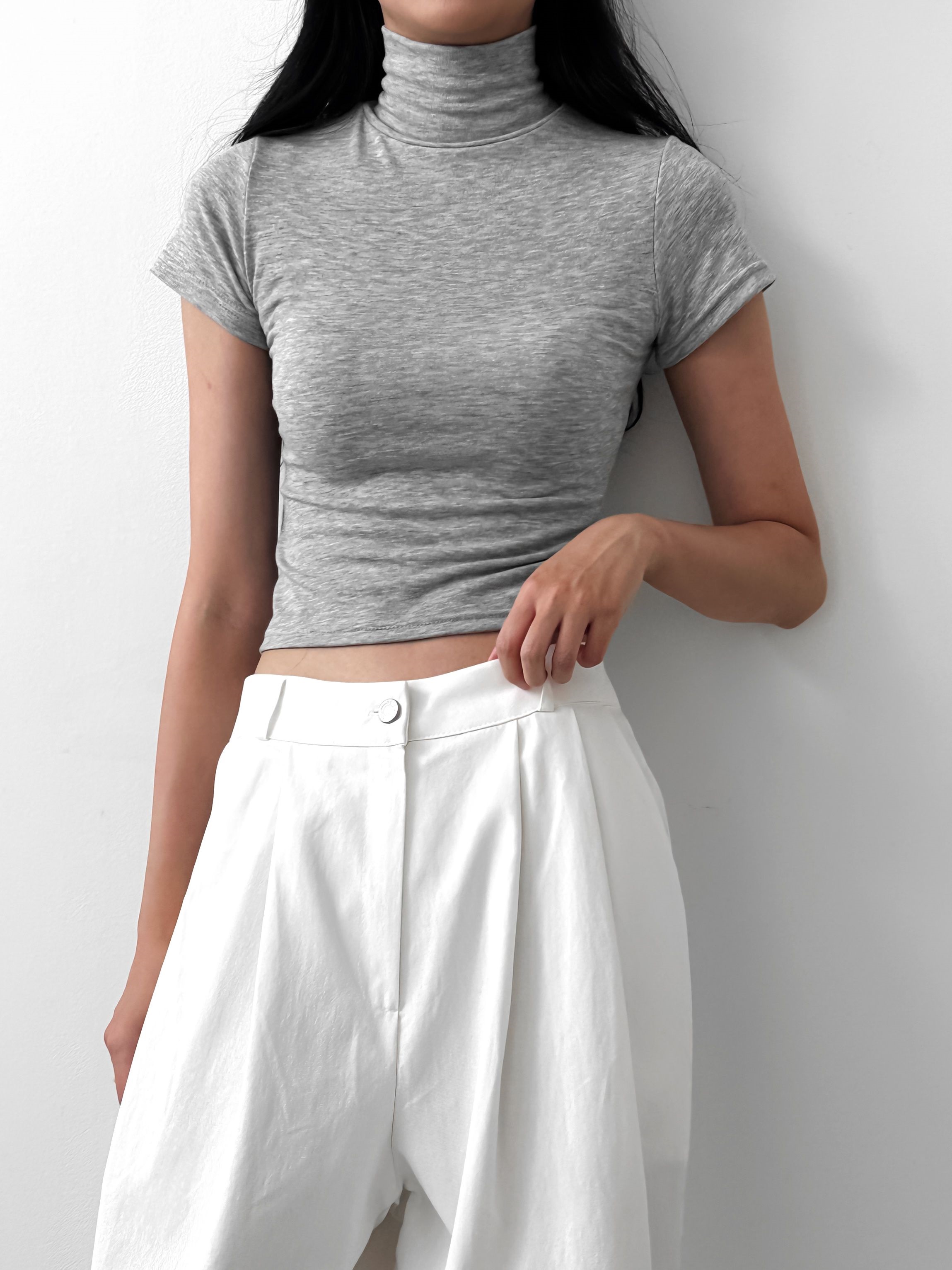 クロップドハイネックスリム半袖Tシャツ | 詳細画像15