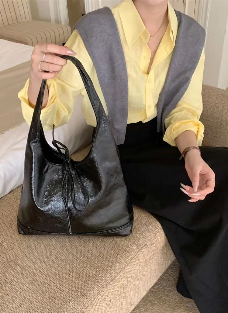 ポーチ付リボン台形バッグ | whosbag | 詳細画像1