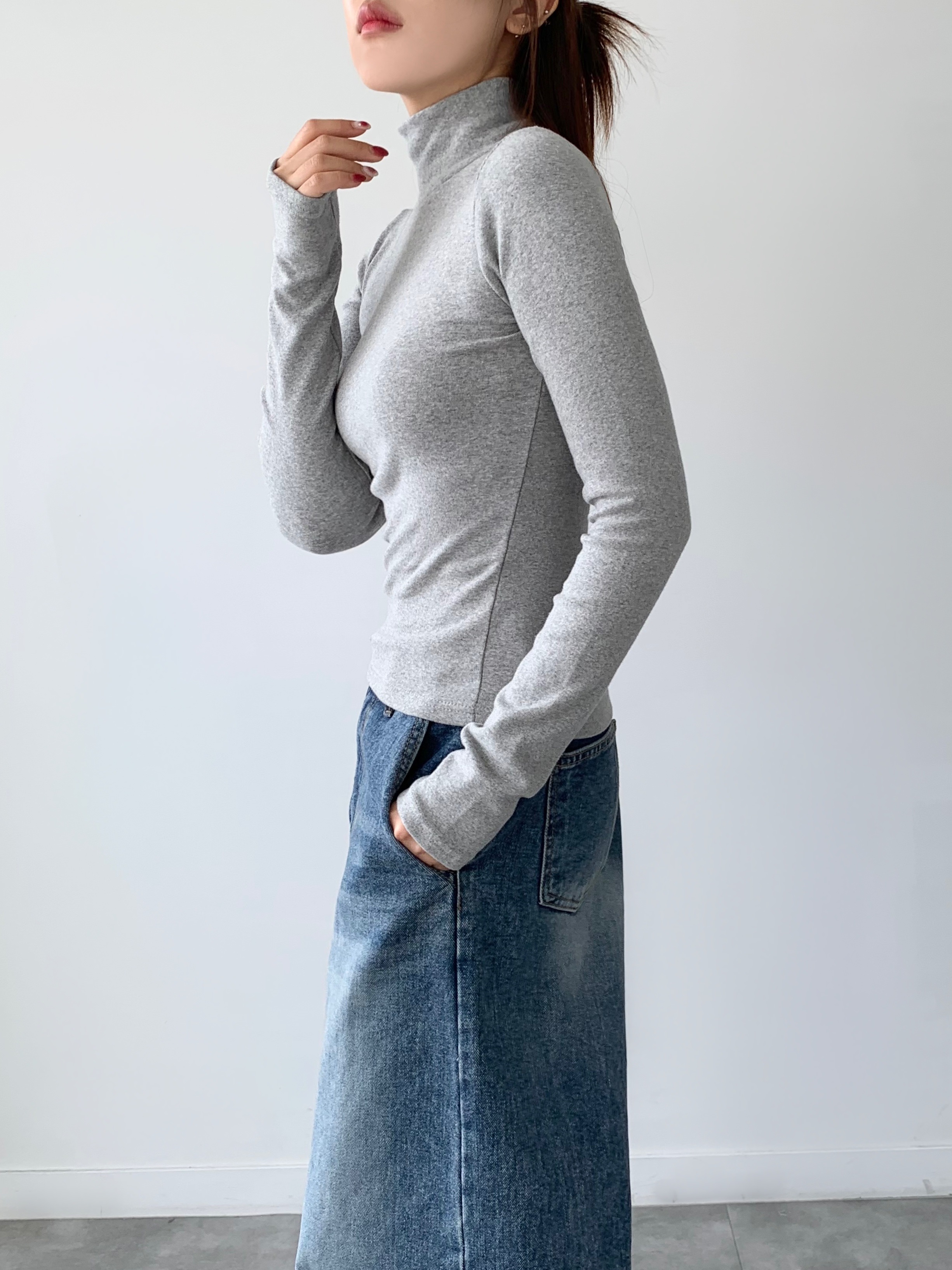 ハイネックスリムクロップドTシャツ | 詳細画像11