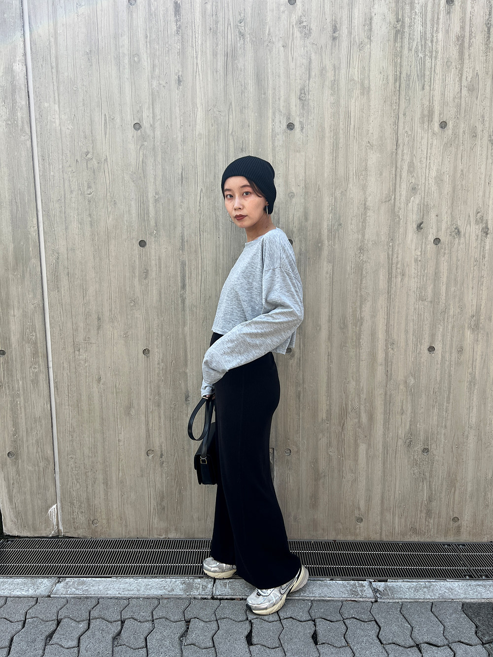 クロップドロングスリーブTシャツ | レディースファッション通販