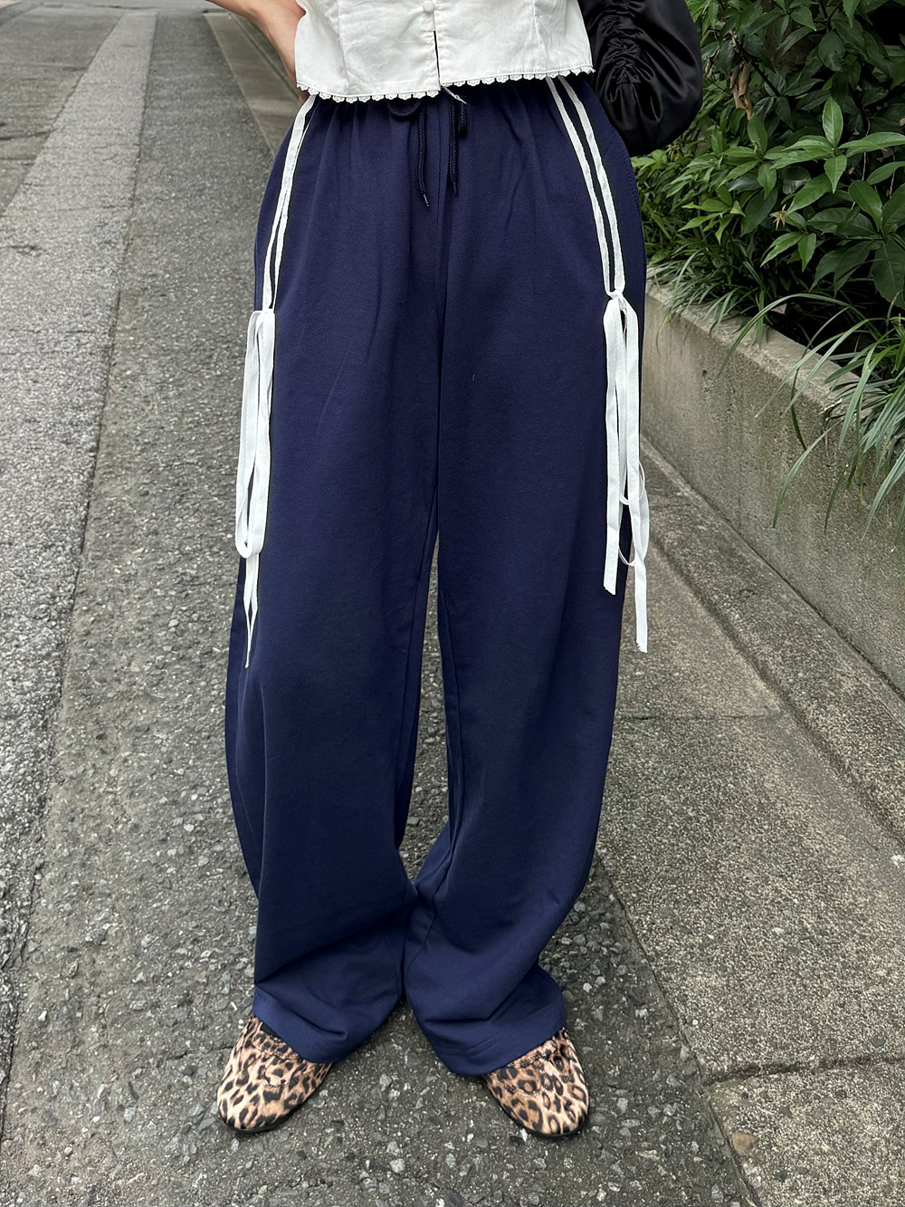 リボントラックスウェットパンツ | レディースファッション通販 - DHOLIC