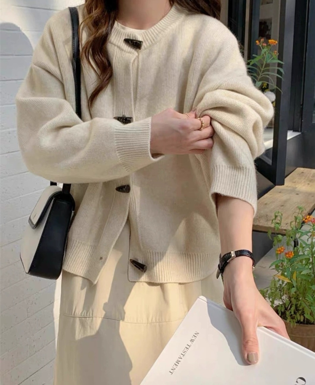 トグルボタンラウンドカーディガン | 詳細画像11