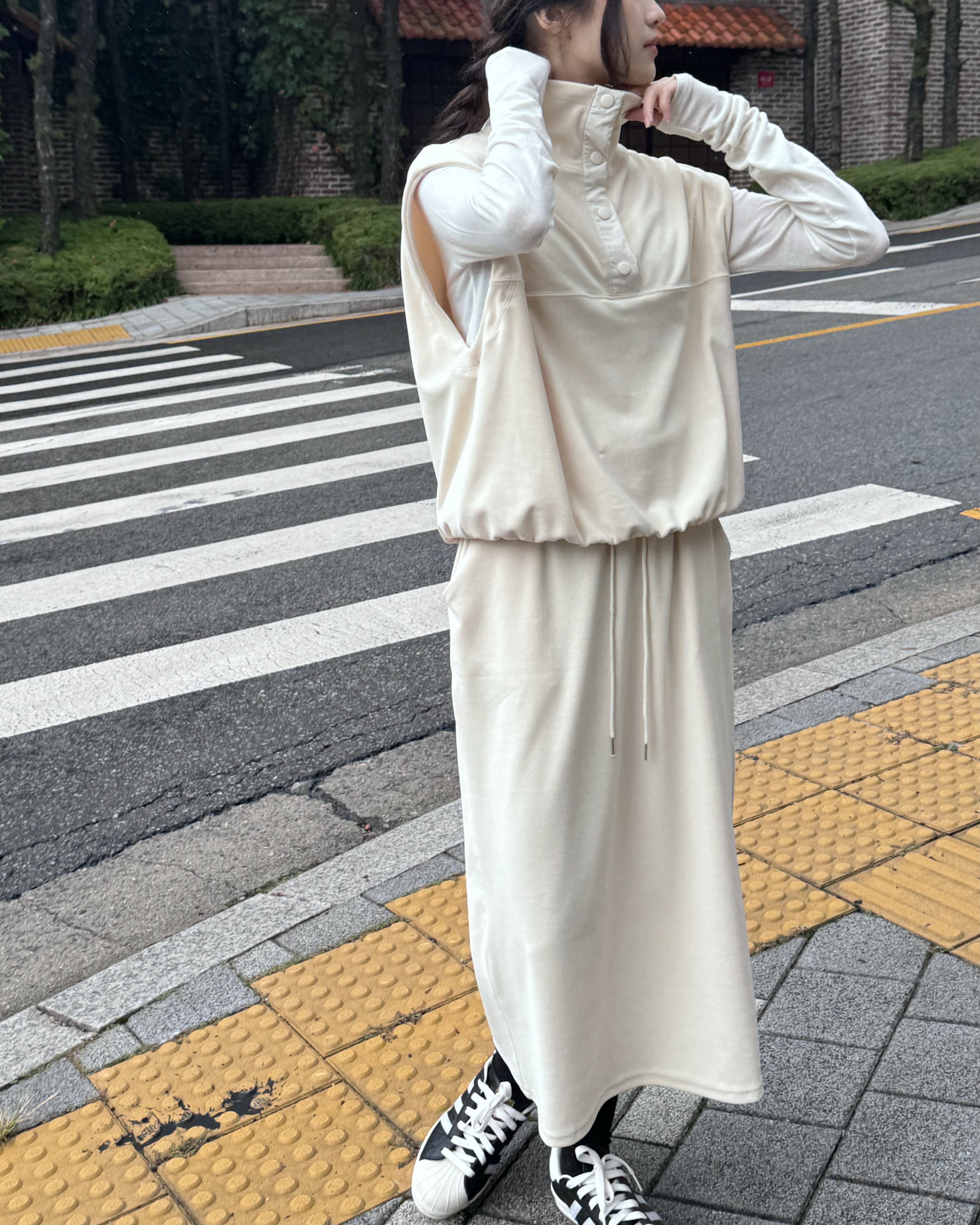 ハーフボタンハイネックスウェットベスト&ドロストスカートSET | 詳細画像5