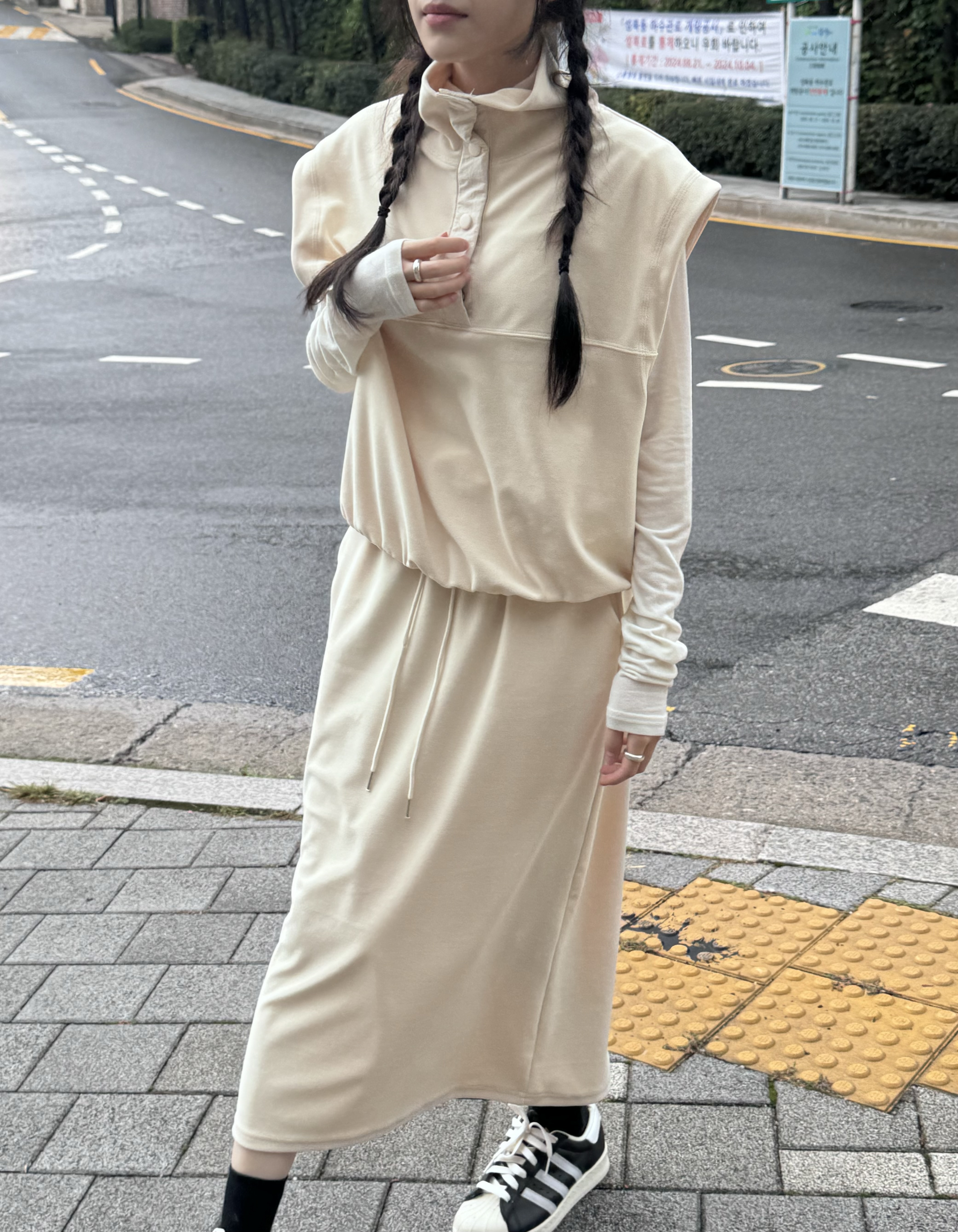 ハーフボタンハイネックスウェットベスト&ドロストスカートSET | 詳細画像6