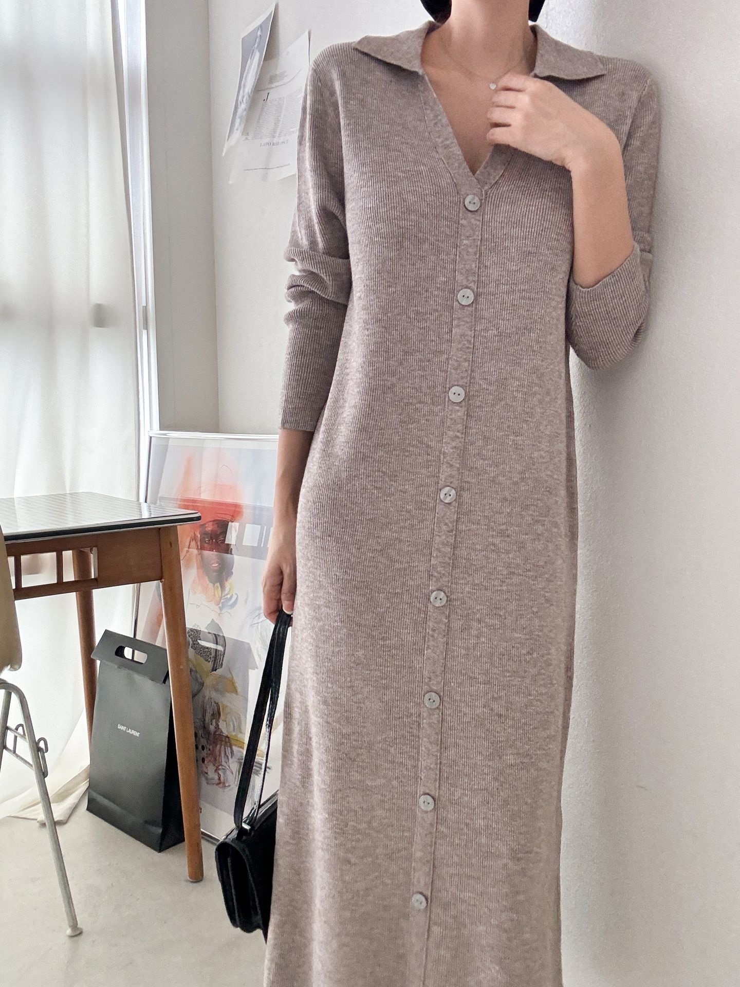 カラーVネックボタンリブニットワンピース | 詳細画像8