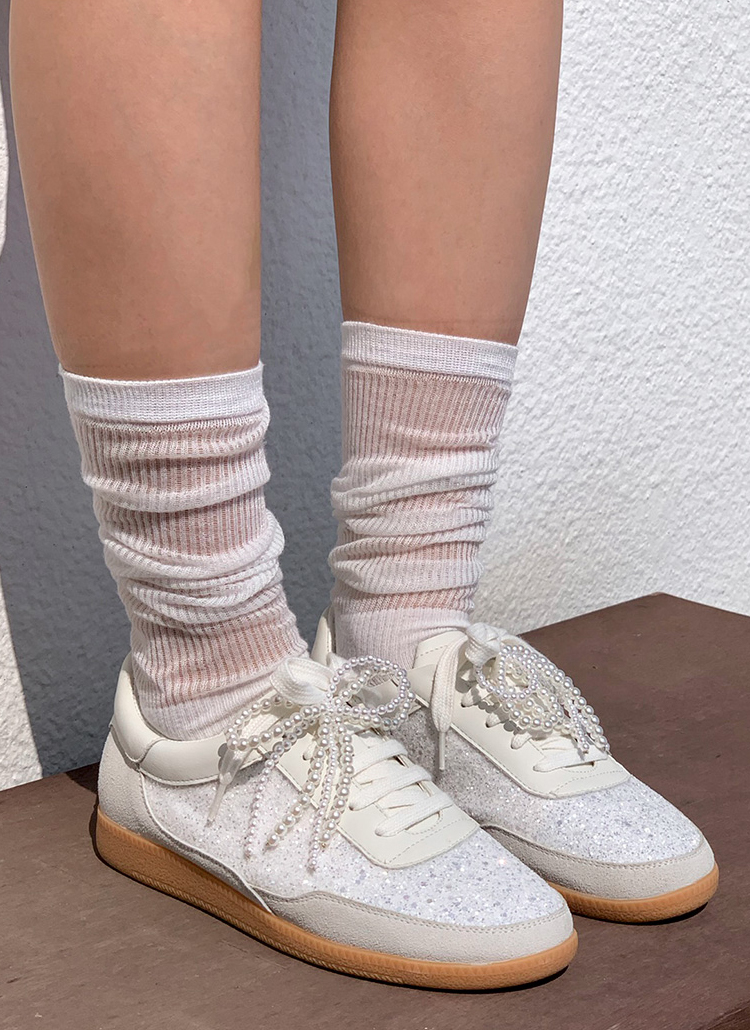 リボンチャーム付グリッタースニーカー | レディースファッション通販