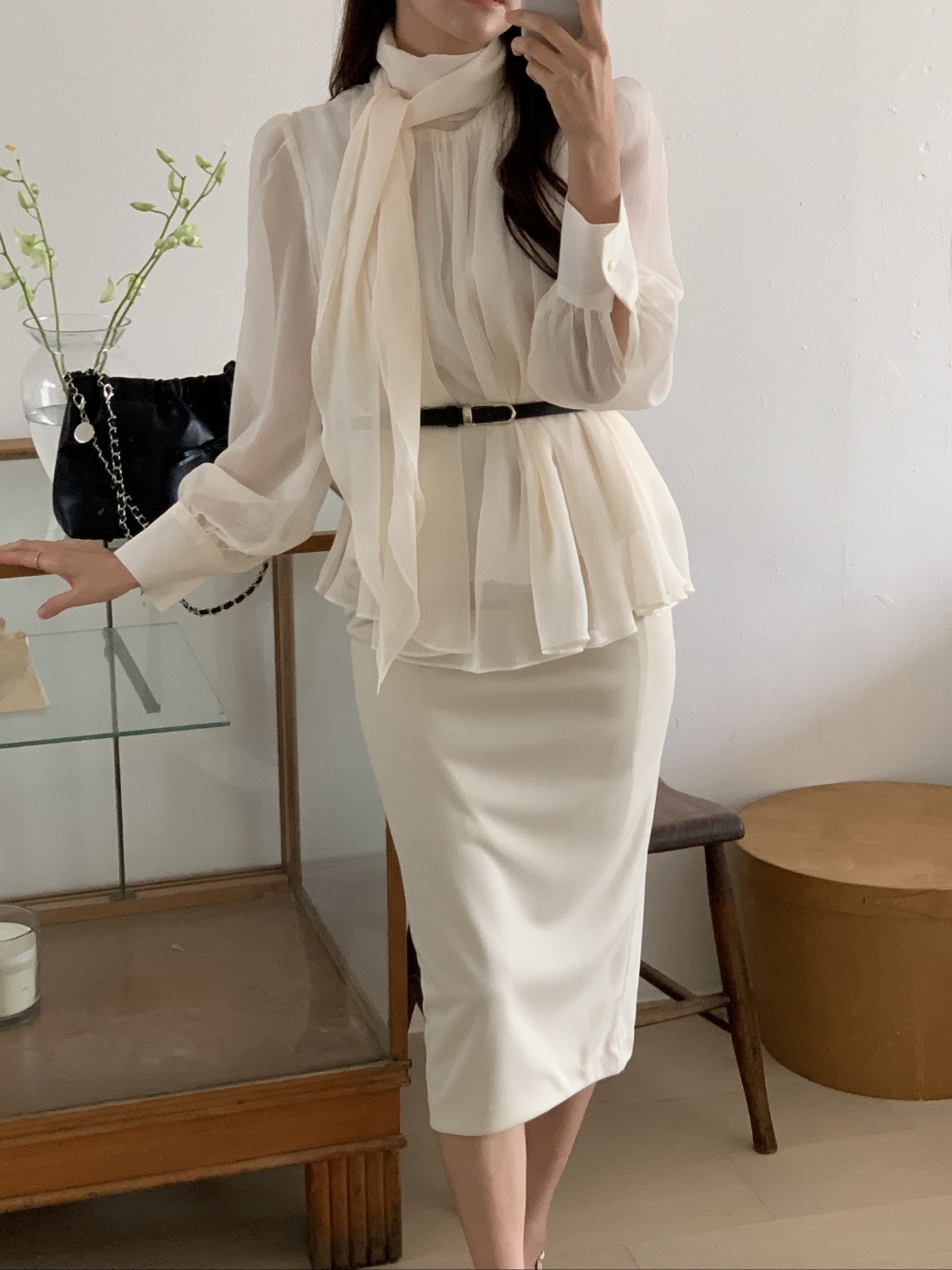 ベルト付スカーフネックフレアシフォンブラウス | 詳細画像4