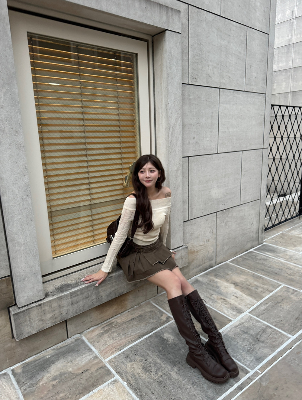 オフショルダメージシャーリングニット | 詳細画像3