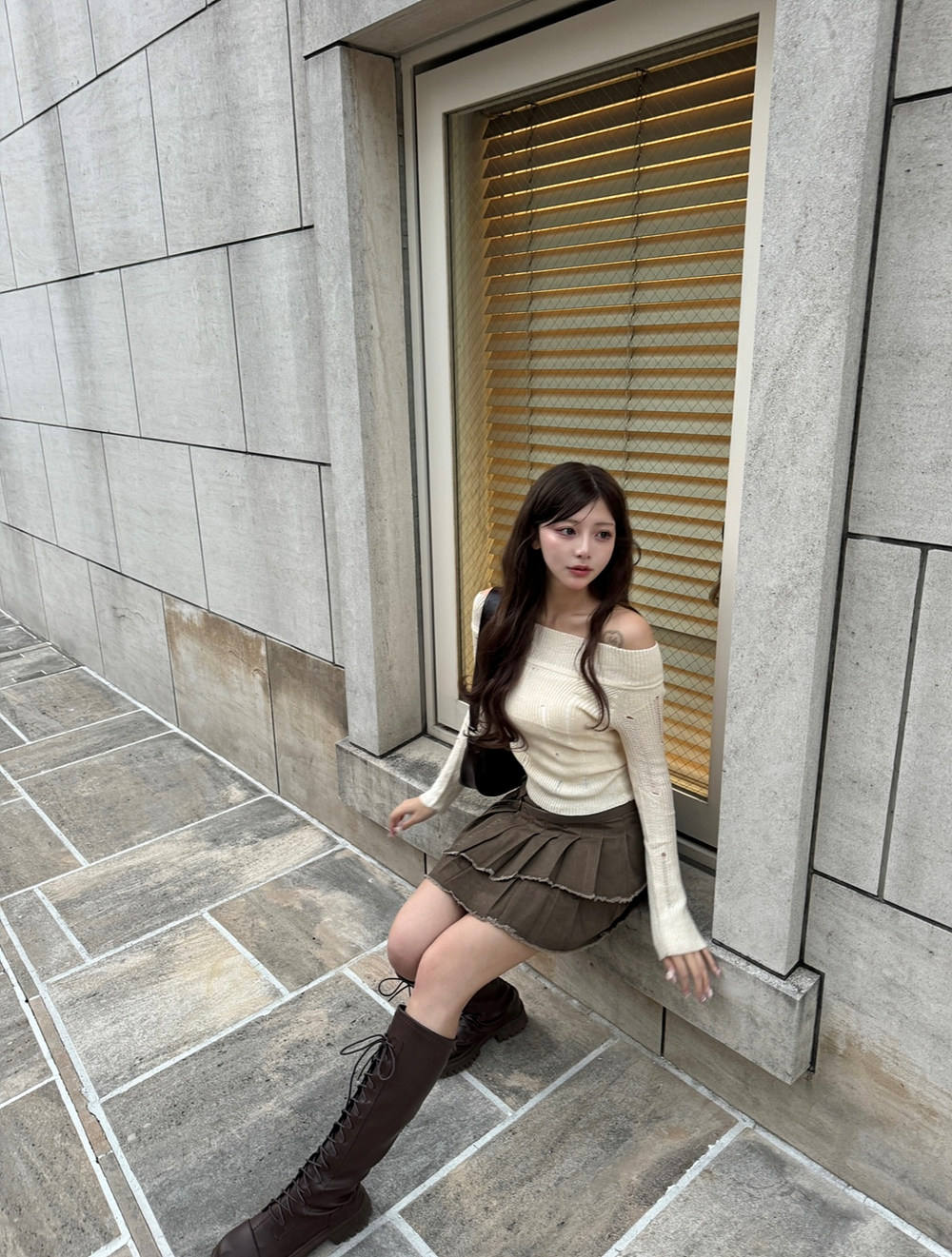 オフショルダメージシャーリングニット | 詳細画像4