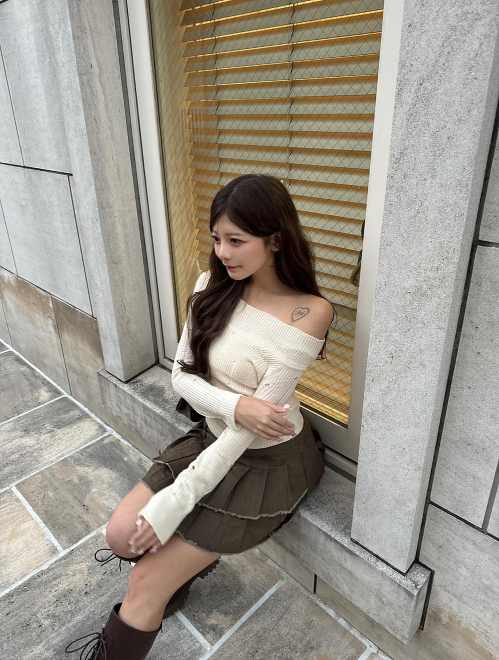 オフショルダメージシャーリングニット | 詳細画像7