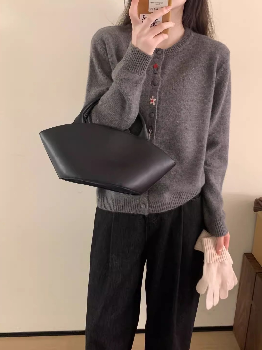 マルチ刺繍くるみボタンカーディガン | 詳細画像3