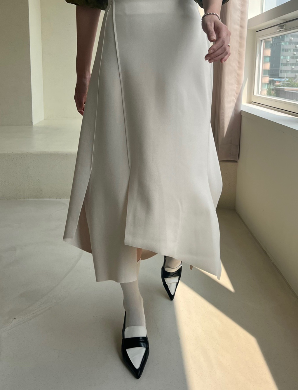 アンバランススリットイージースカート | 詳細画像10