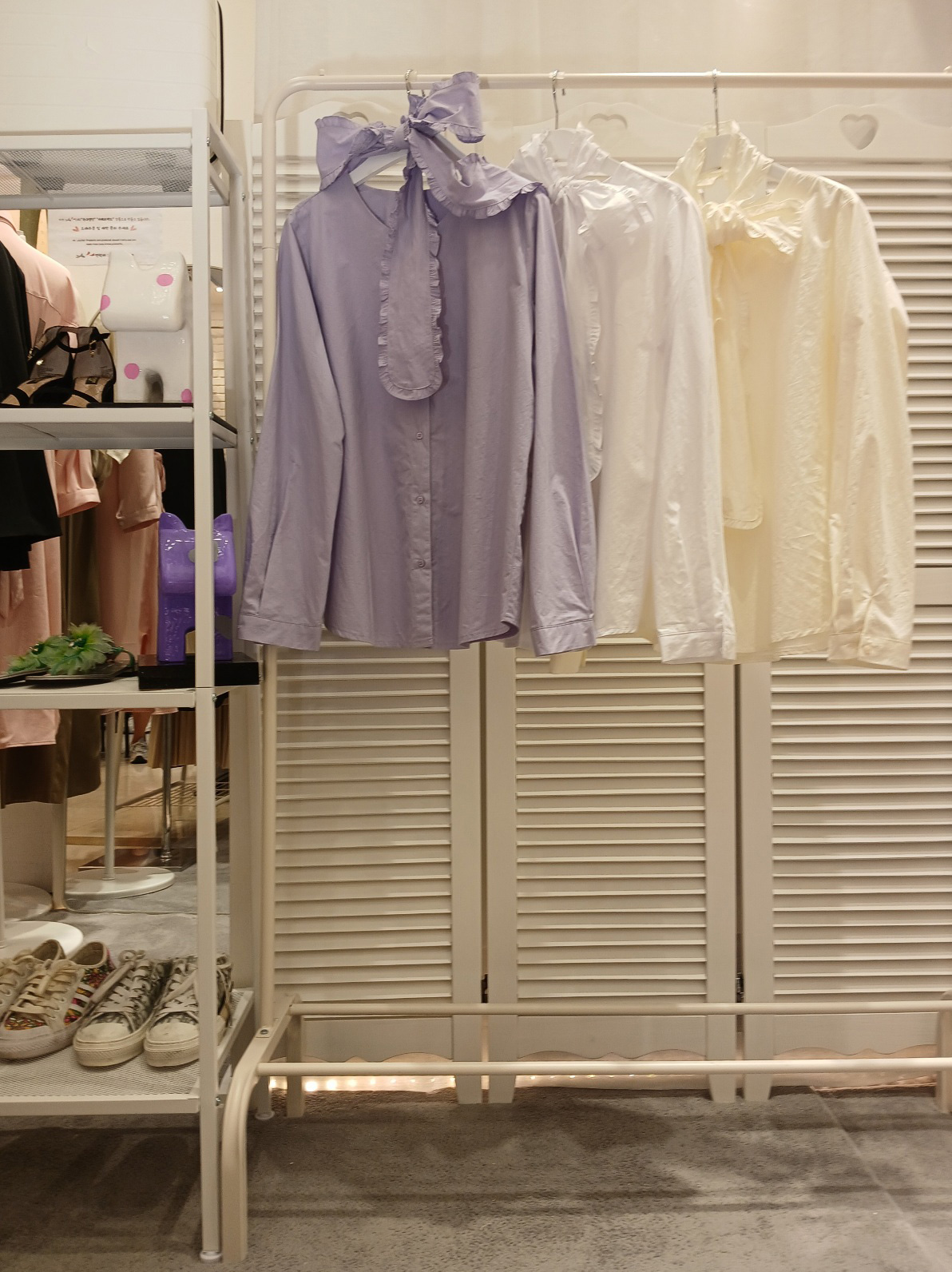 フリルスカーフ付ノーカラーボタンブラウス | 詳細画像3