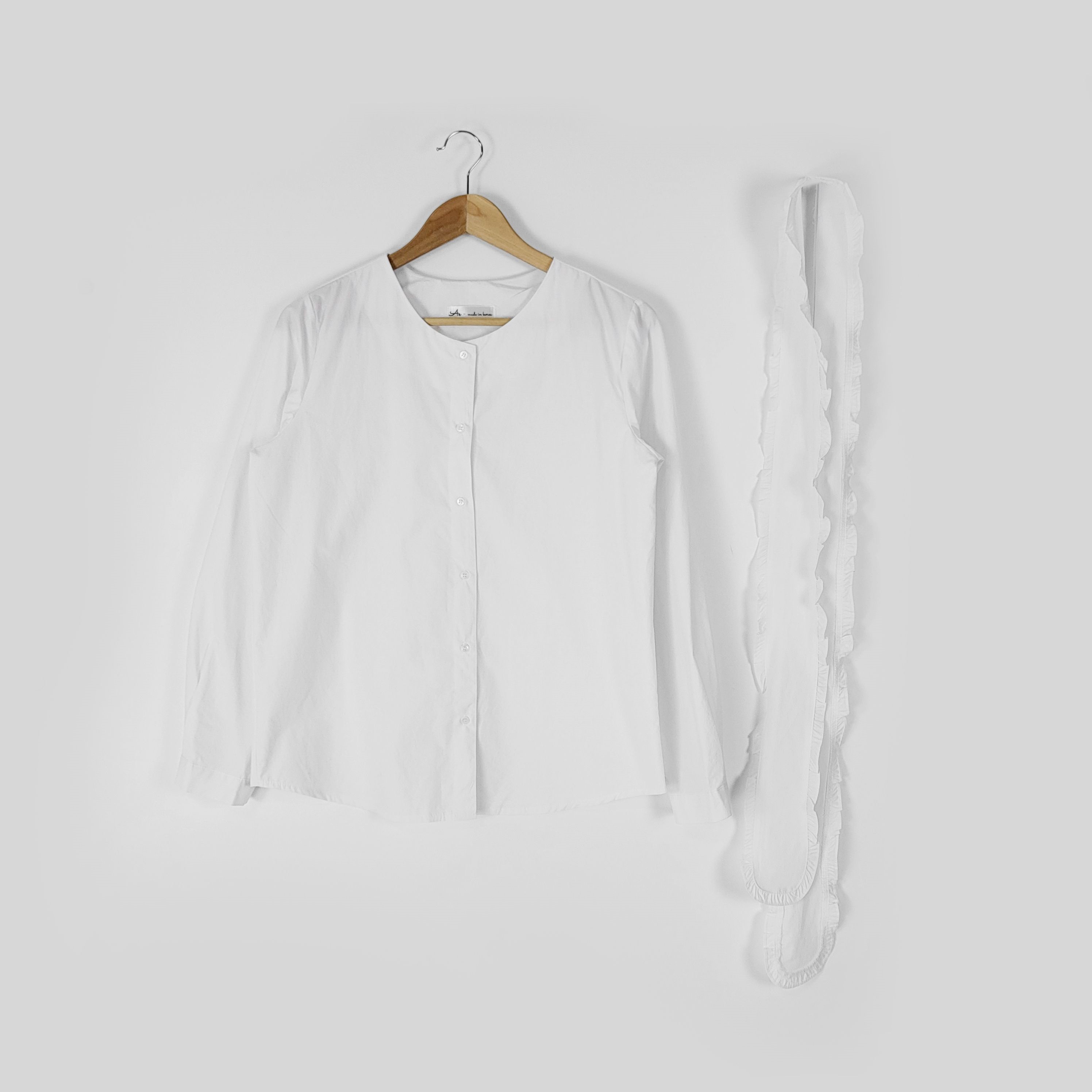 フリルスカーフ付ノーカラーボタンブラウス | 詳細画像5