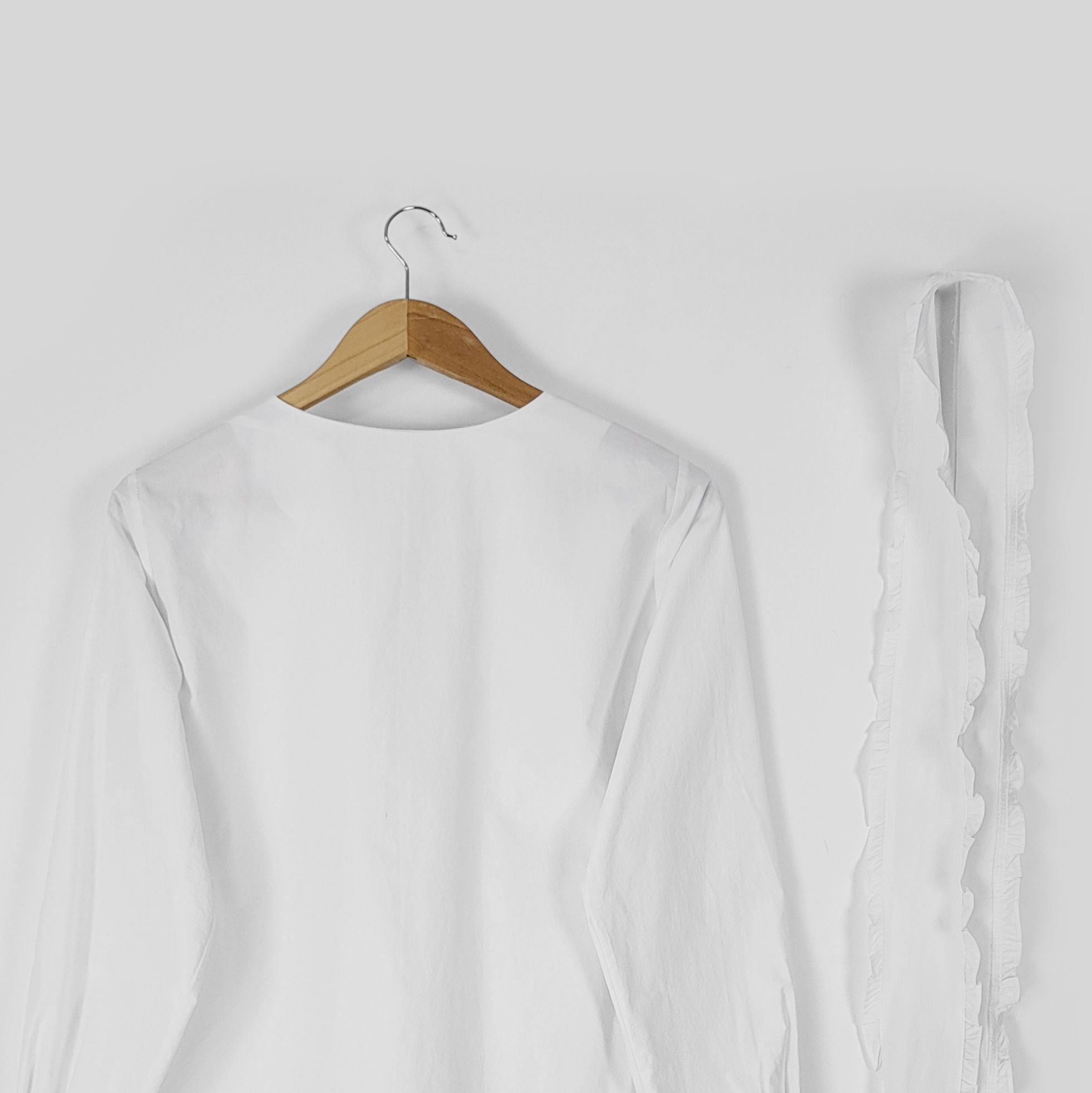 フリルスカーフ付ノーカラーボタンブラウス | 詳細画像12