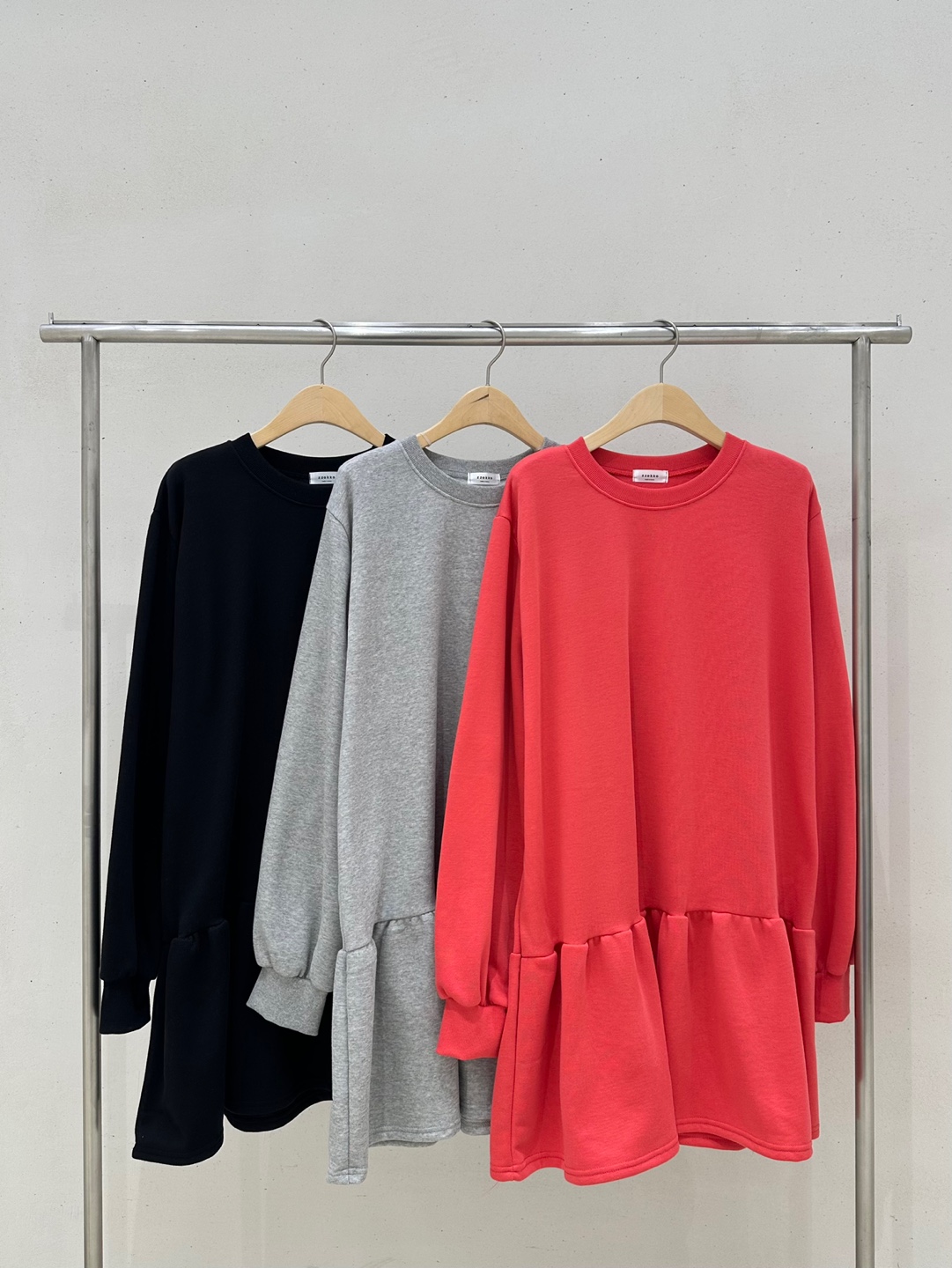 裏起毛ギャザーフレアヘムスウェットワンピース | 詳細画像14