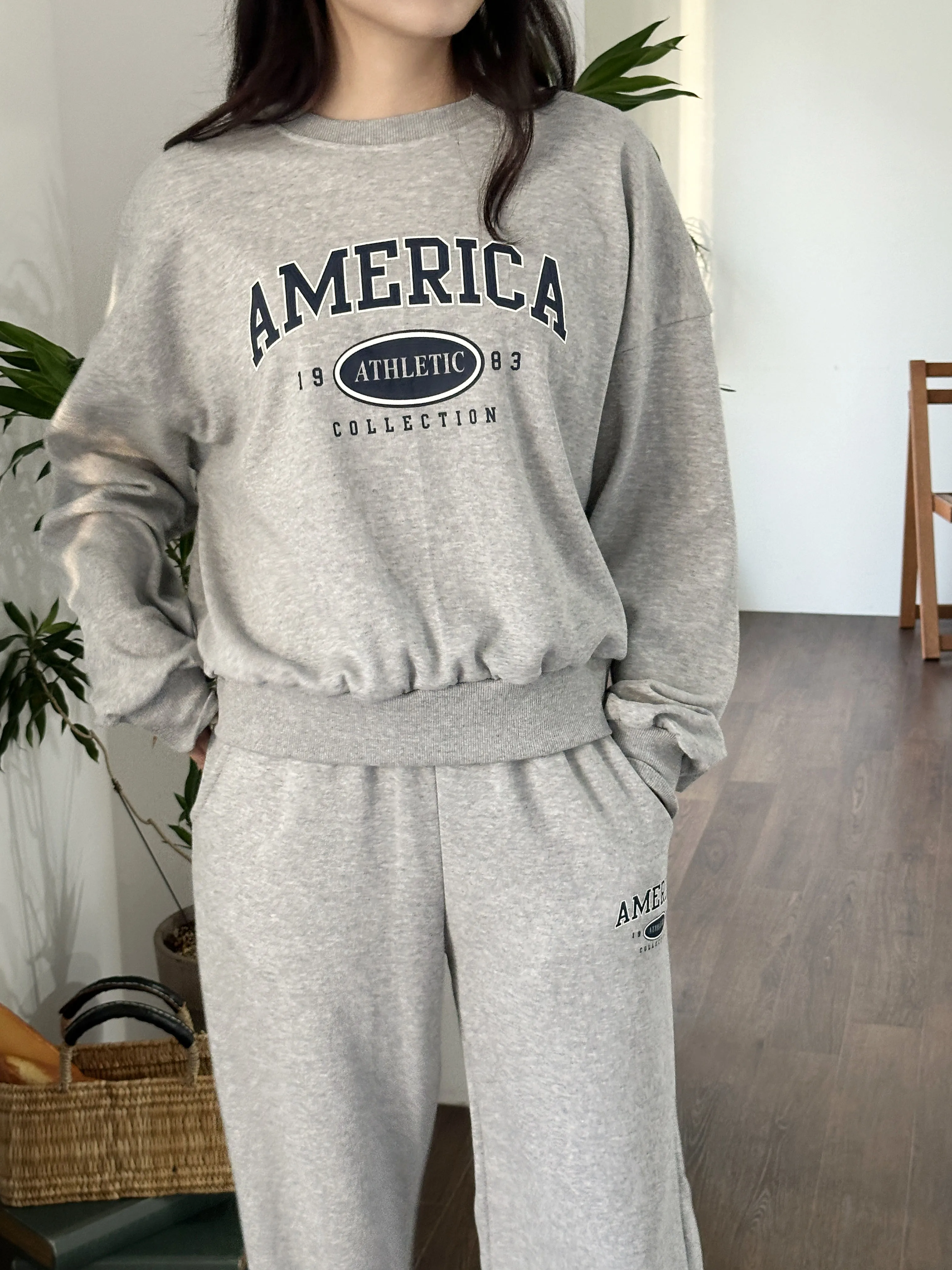 AMERICAロゴスウェット&ワイドパンツSET | 詳細画像1