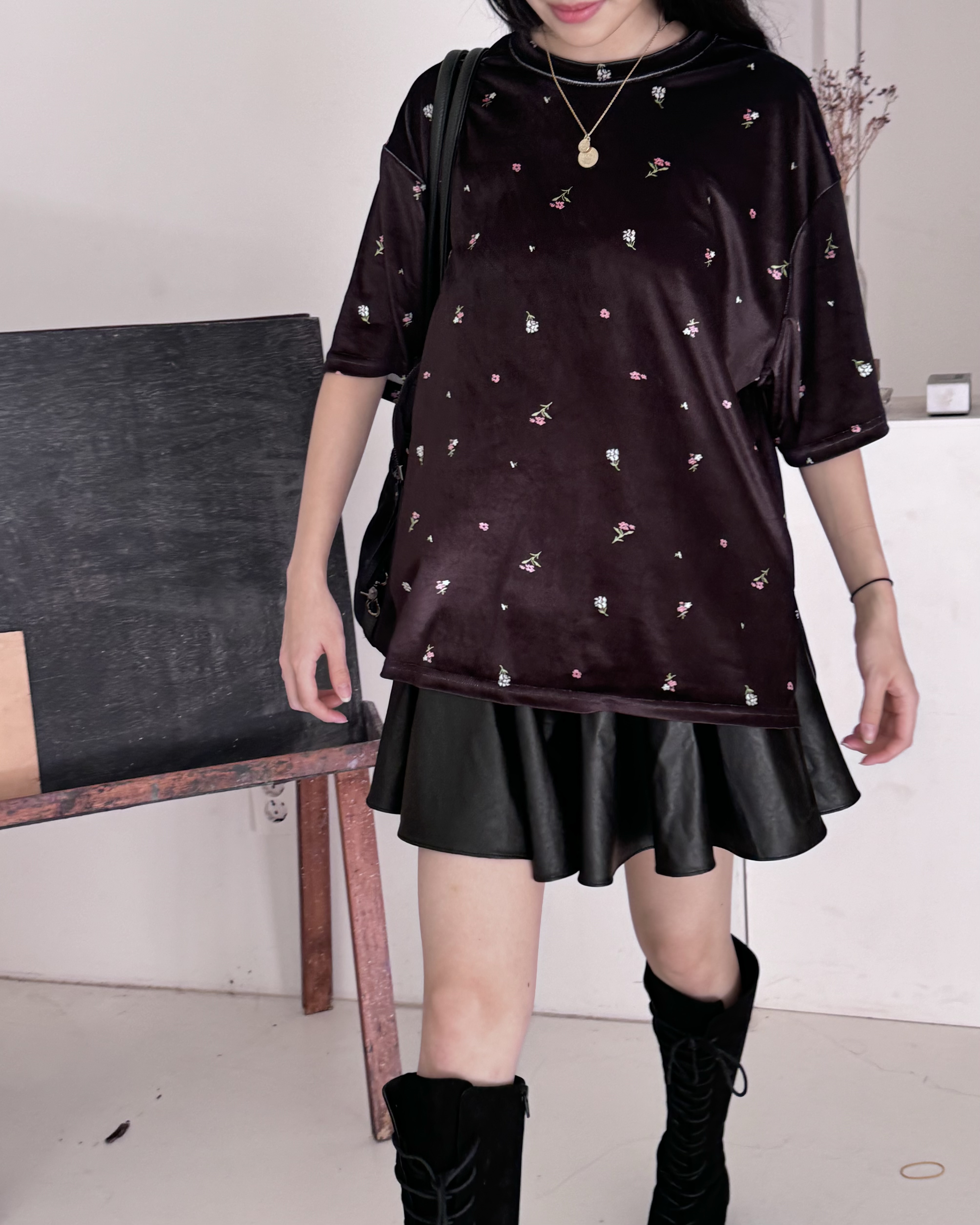 花柄刺繍ベロア半袖Tシャツ | 詳細画像5