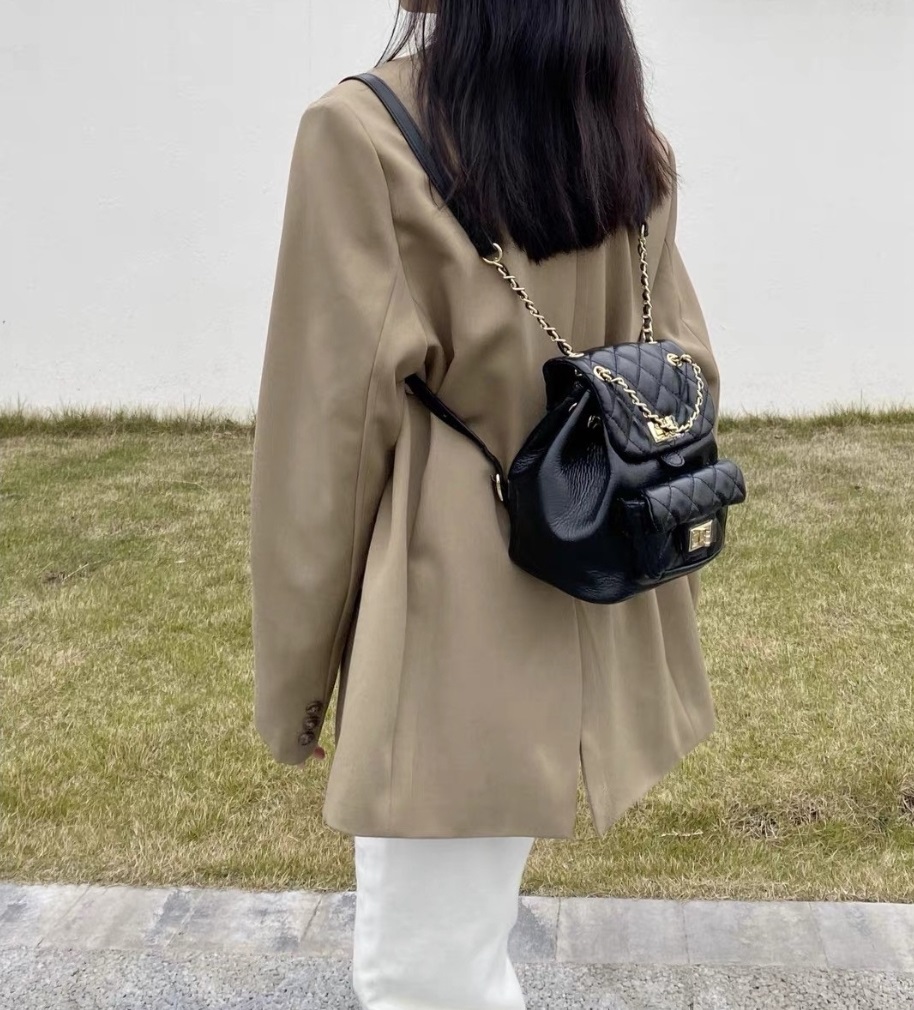 キルティングフラップチェーンバックパック | 詳細画像3