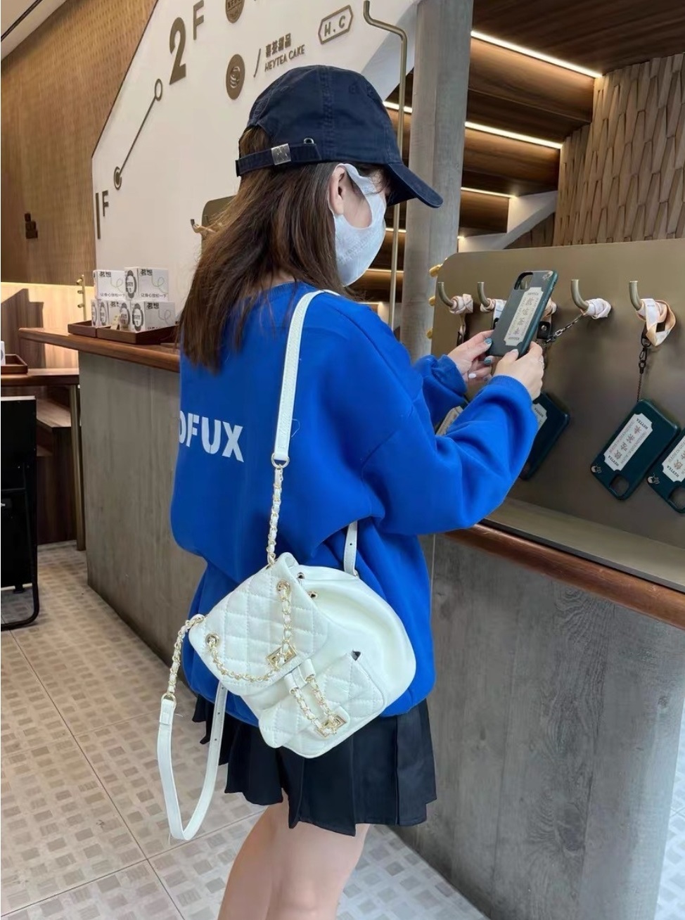 キルティングフラップチェーンバックパック | 詳細画像4