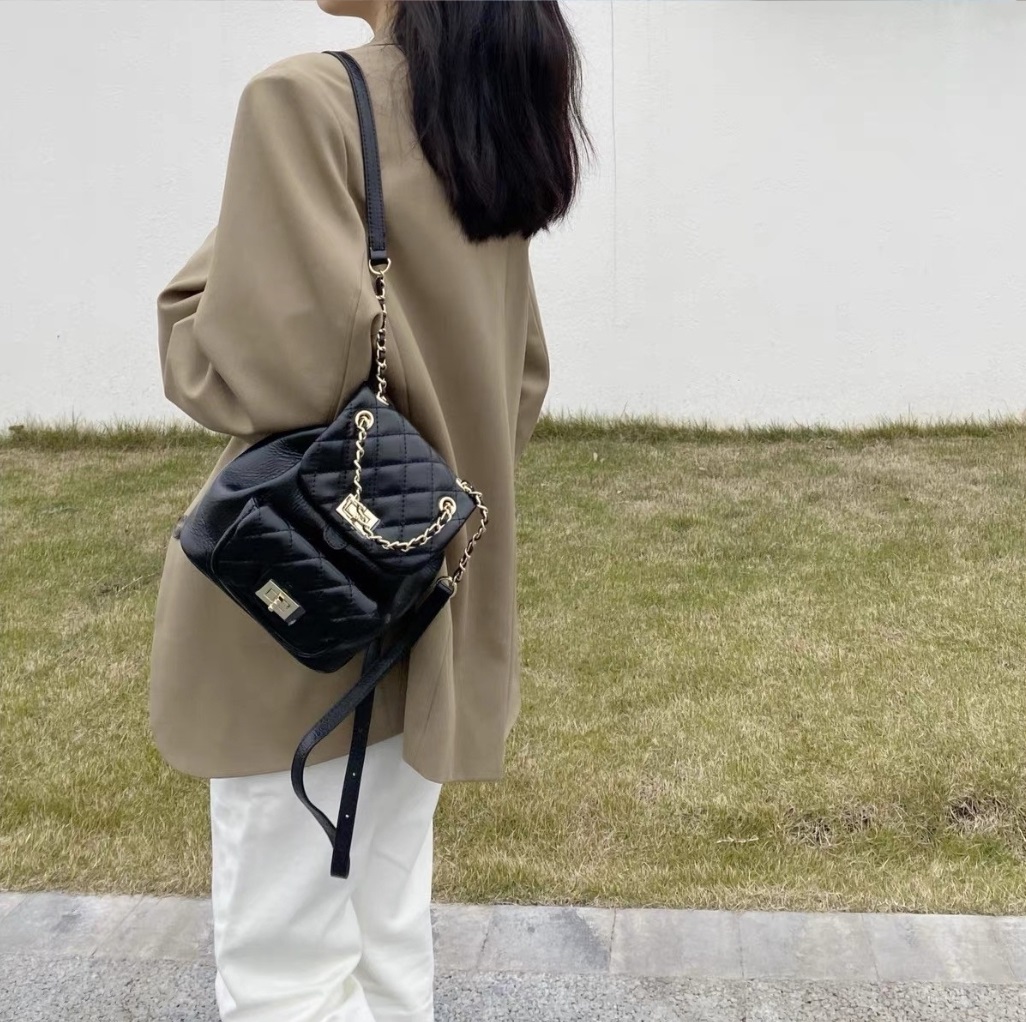 キルティングフラップチェーンバックパック | 詳細画像8