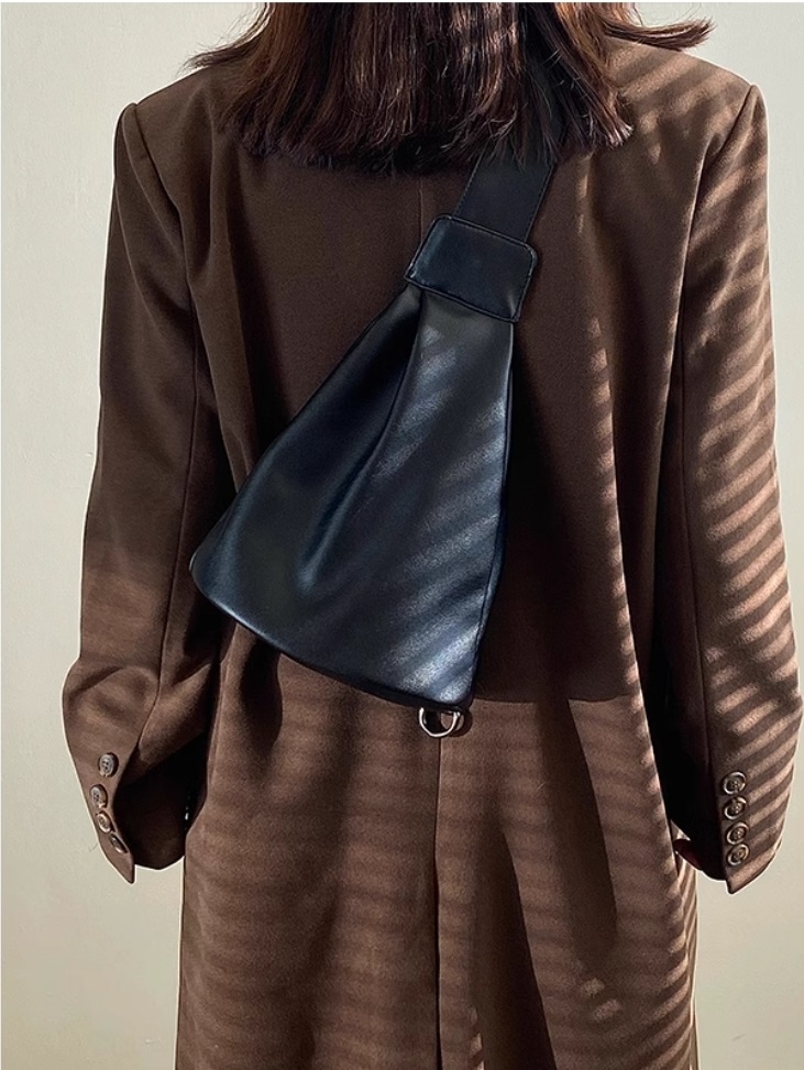 トライアングルショルダーバッグ | 詳細画像3