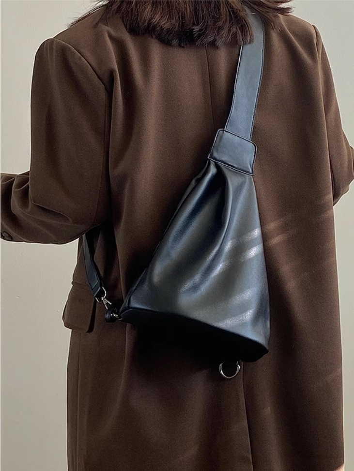 トライアングルショルダーバッグ | 詳細画像4