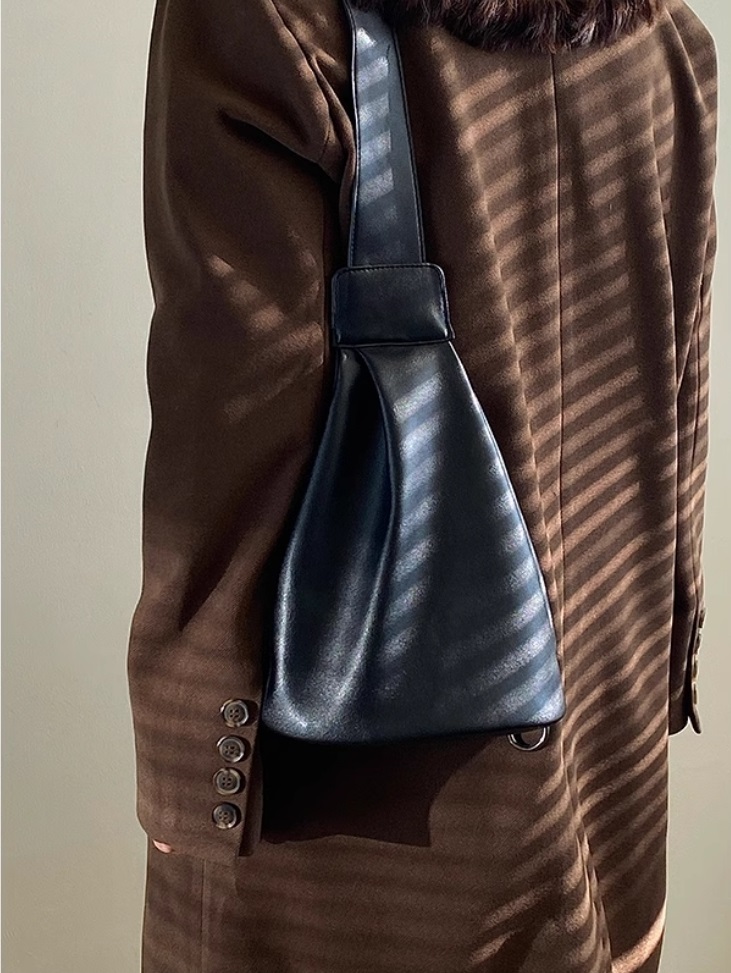 トライアングルショルダーバッグ | 詳細画像6