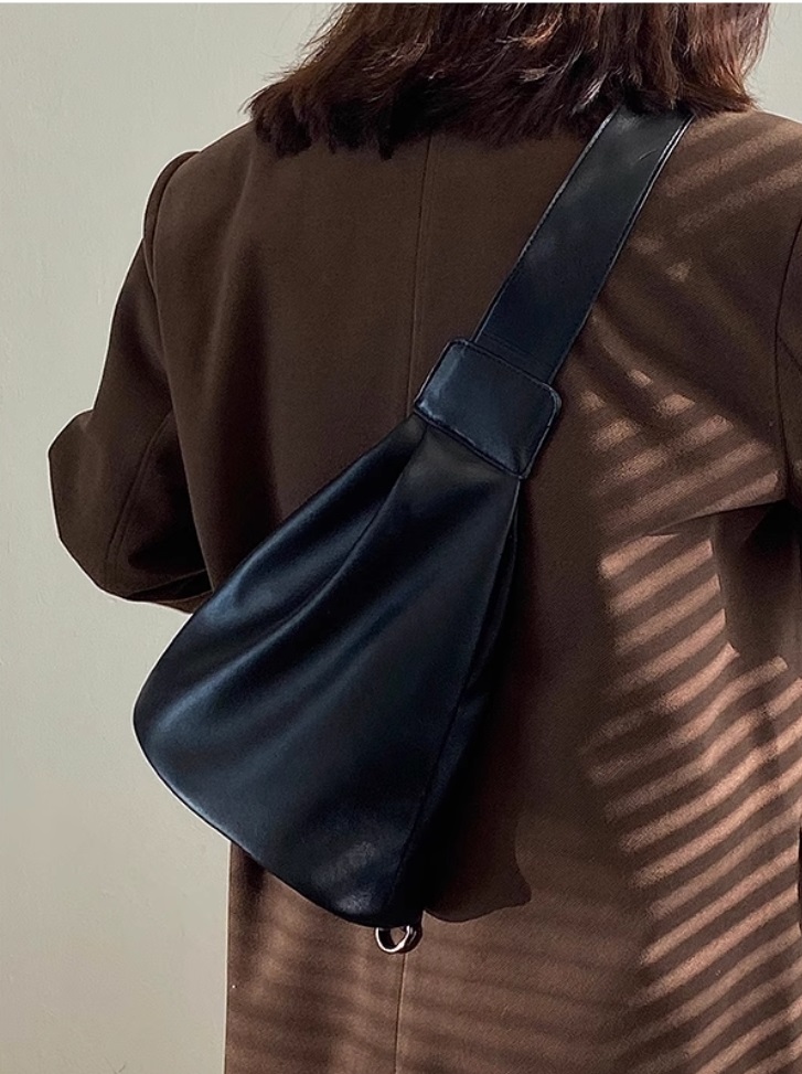 トライアングルショルダーバッグ | 詳細画像10