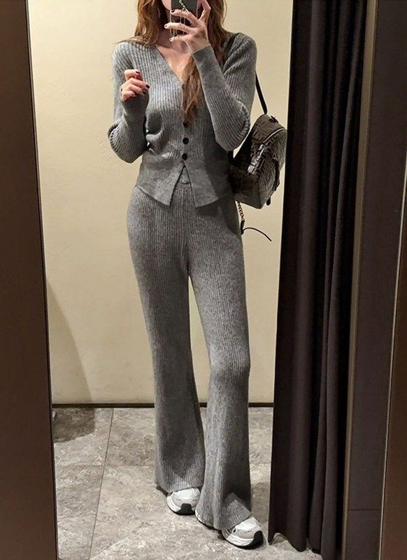 セットアップ 3点 リブニット セーター×パンツ×カーディガン セットアップ 3点 リブニット セーター×パンツ×カーディガン